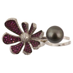 Anello certificato, in oro, diamante, rubino, perla di Tahiti, viola mammola
