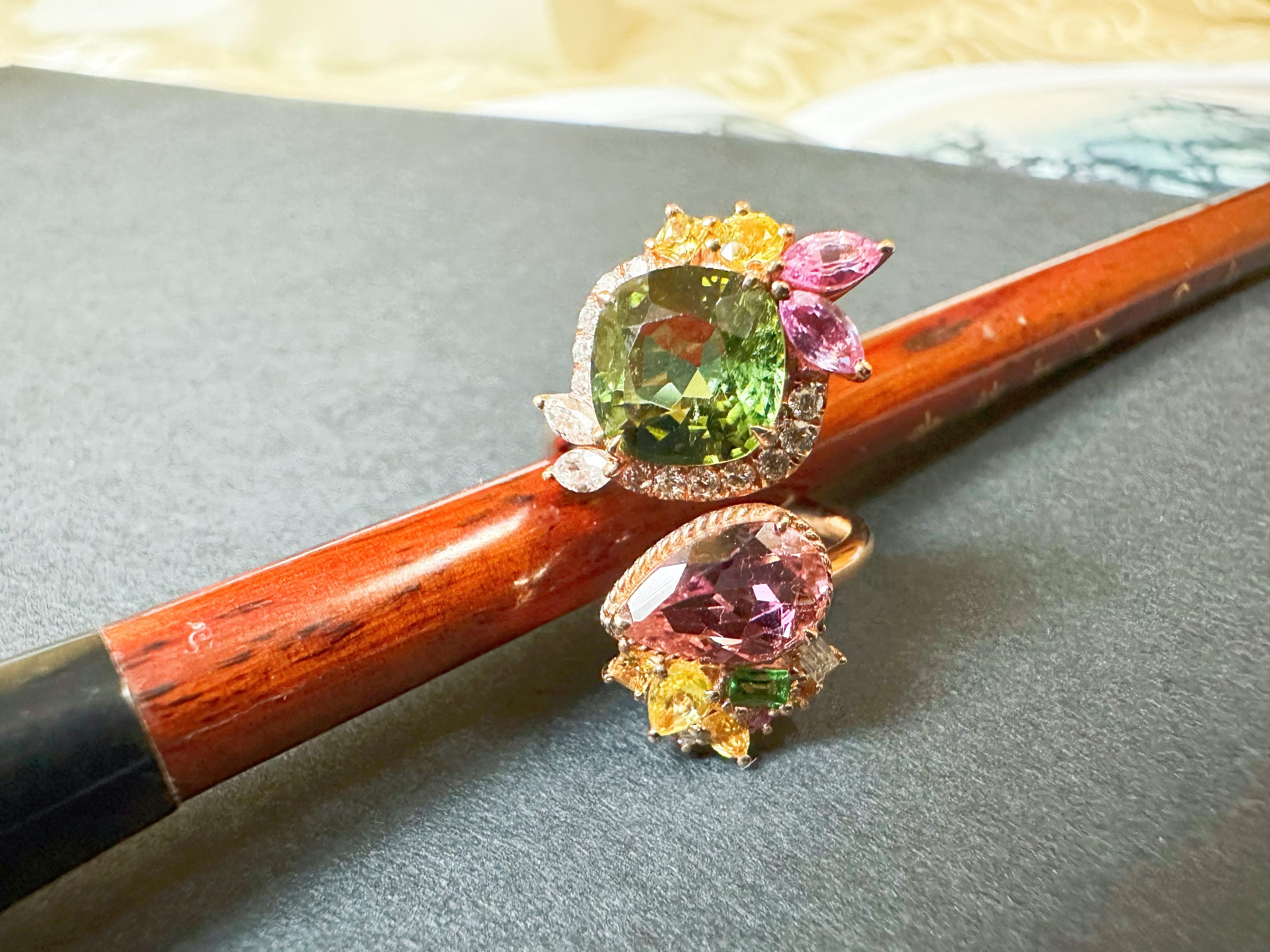 Zertifizierter grüner und rosafarbener Toumaline-Twin-Stein-Ring mit Moissanit aus 14 Karat Gold für Damen oder Herren im Angebot