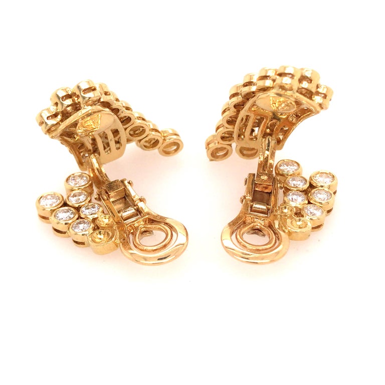Women's Certified Hammerman Brothers 18K Yellow Gold Diamond Earrings For Sale