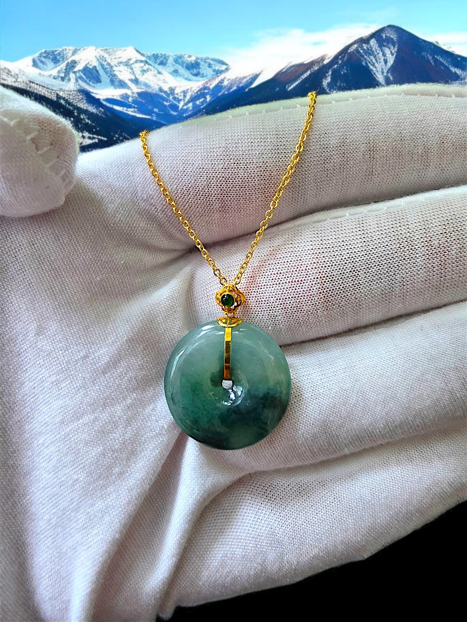 Women's or Men's Certified Han Round Burmese Green A-Jadeite 23mm Donut Pendant w 18K Yellow Gold
