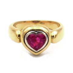 Certified Heart Shaped 1.3 Ct No Heat Ruby 18 K Yellow Gold Ring