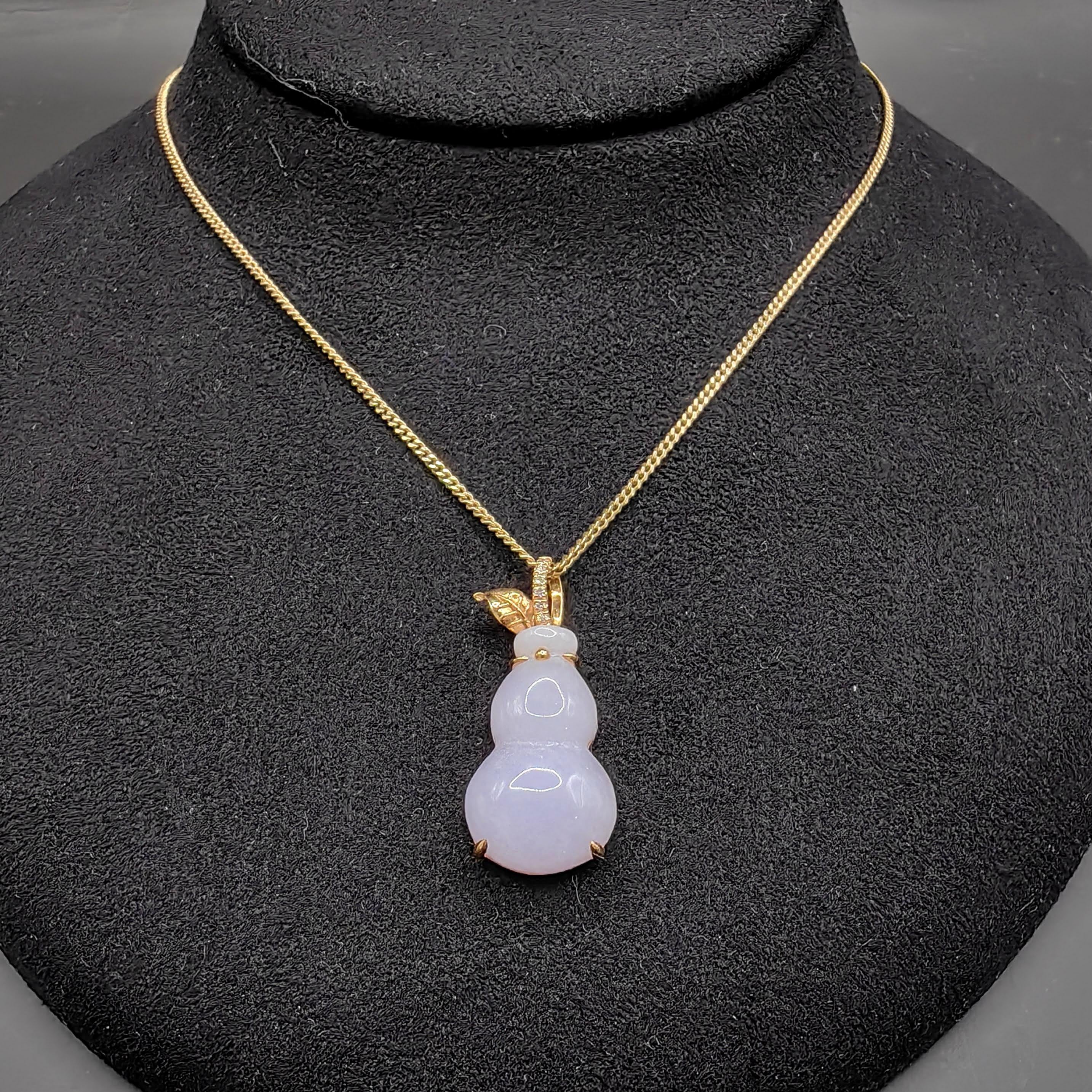 Ciondolo con diamante Calabash in giada lavanda certificata e oro giallo 18 carati in vendita 6