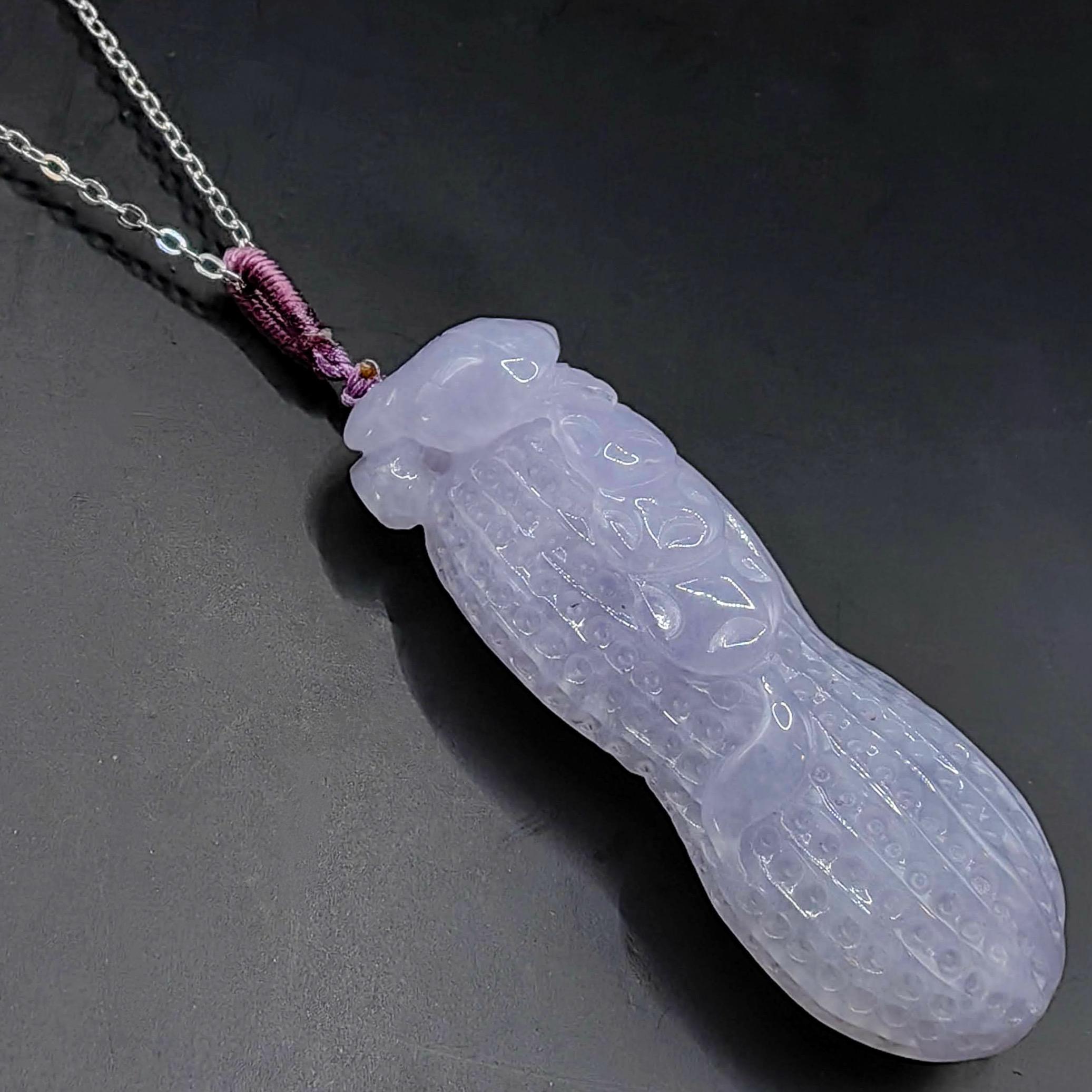 Ice Lavender Jadeite Peanut Pendentif Certifié - Cordon de collier ou bélière en or 18k en vente 9