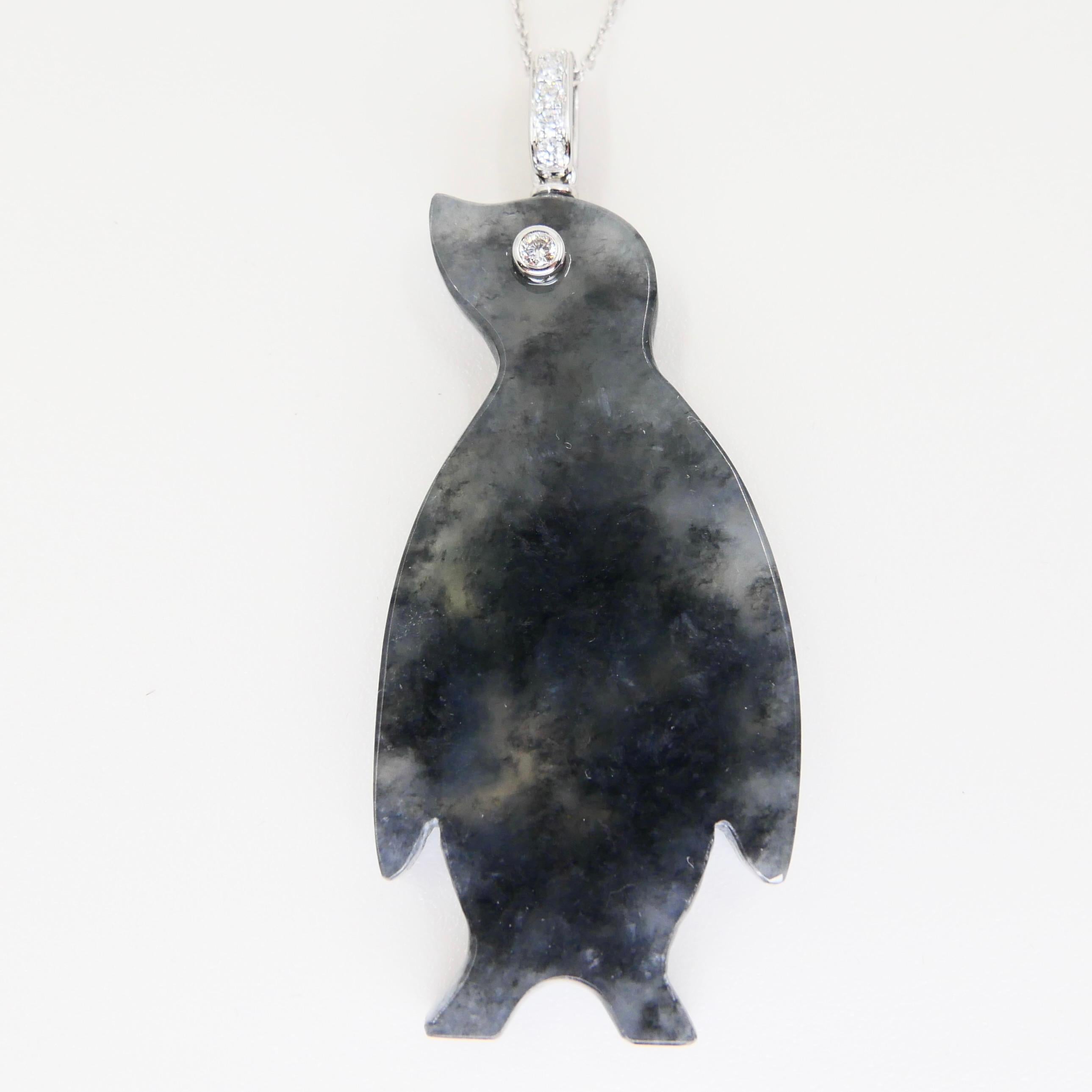 Halskette mit Penguin-Anhänger aus zertifizierter schwarzer Jade und Diamanten im Spezialschliff 3