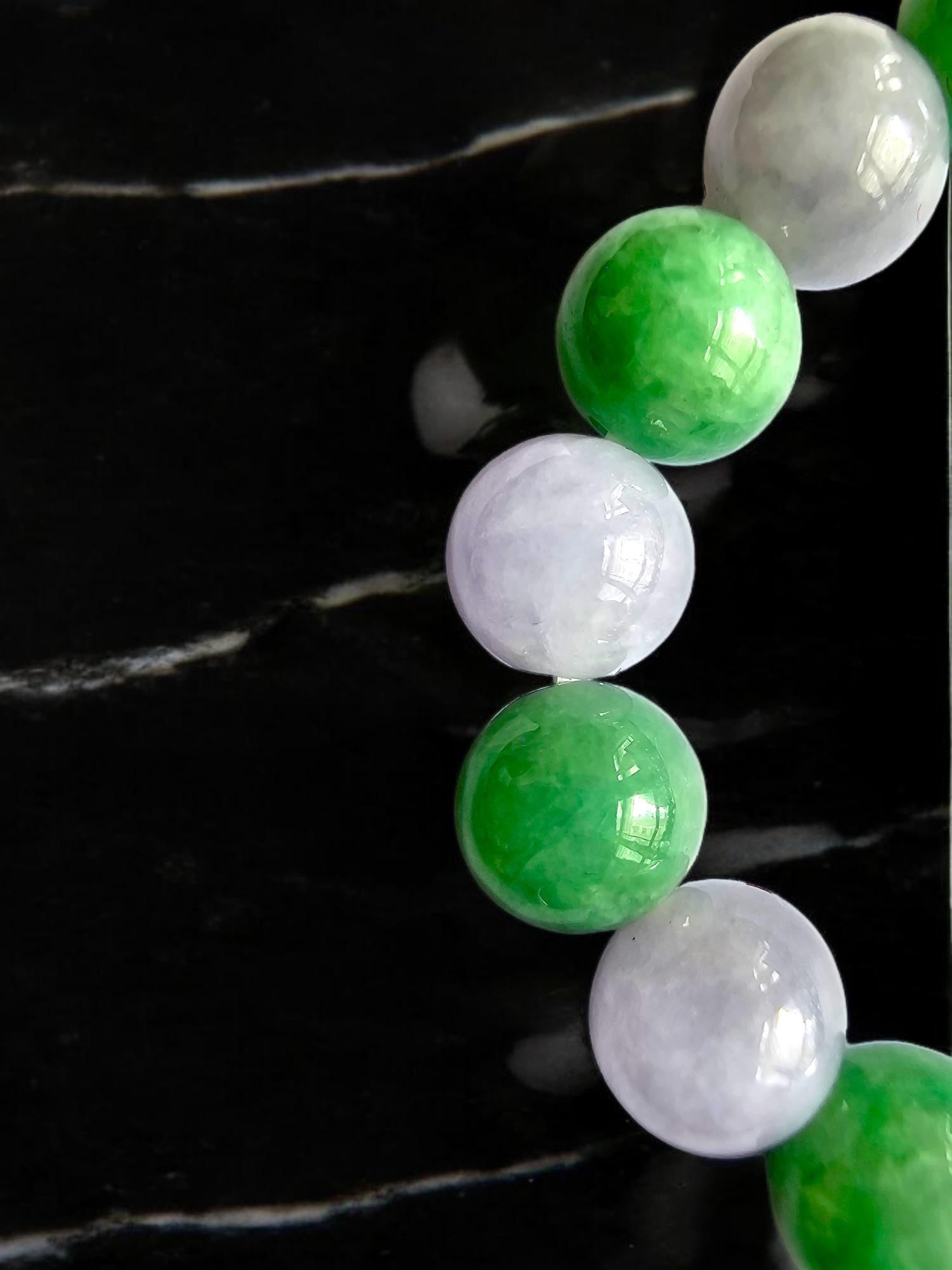 Certified Imperial Burmese A-Jade Beaded Bracelet MADE IN JAPAN 8.5mm x 22 beads In New Condition For Sale In Kowloon, HK