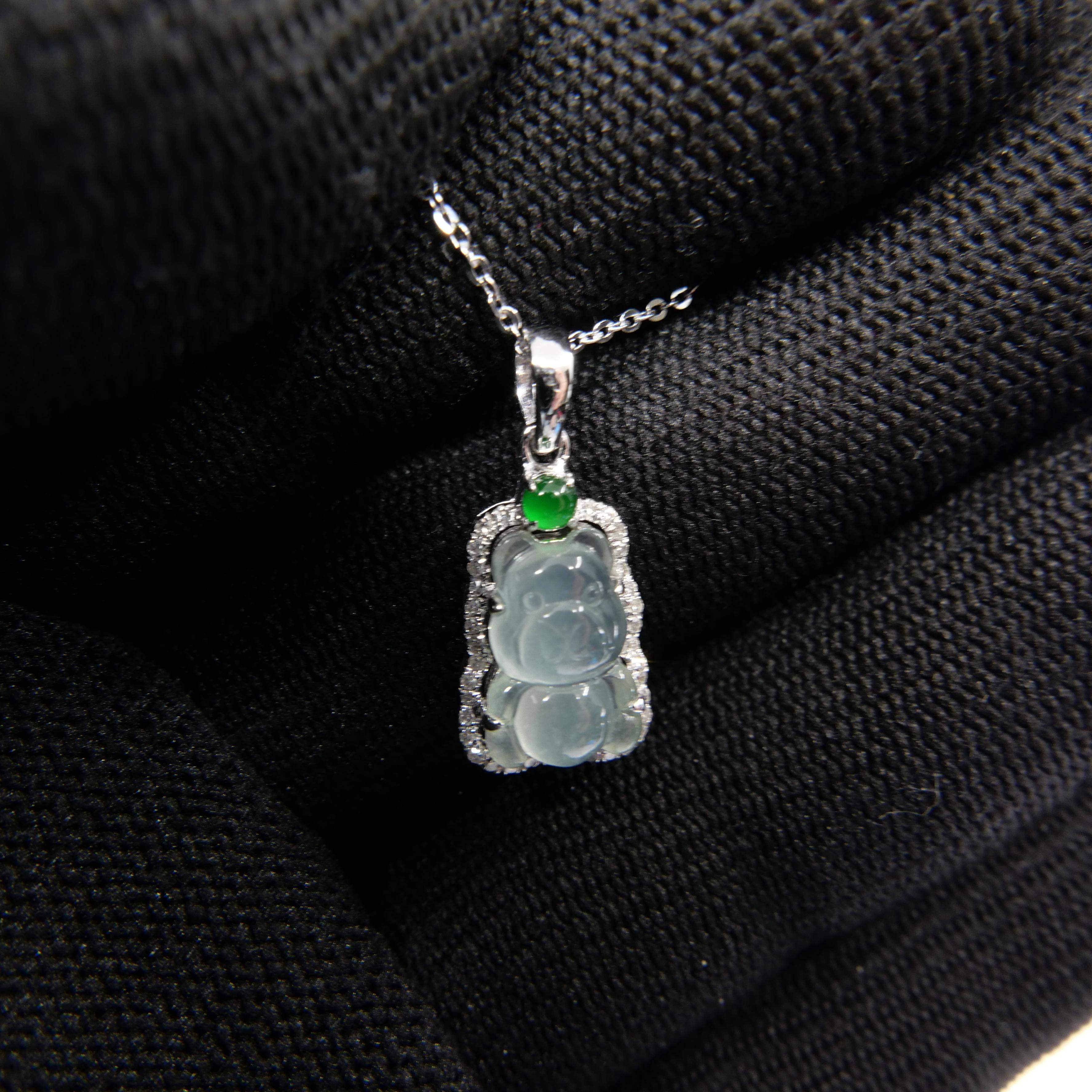 Pendentif ours en jade impérial et glacé certifié avec diamants, décomposition de la taille en vente 5