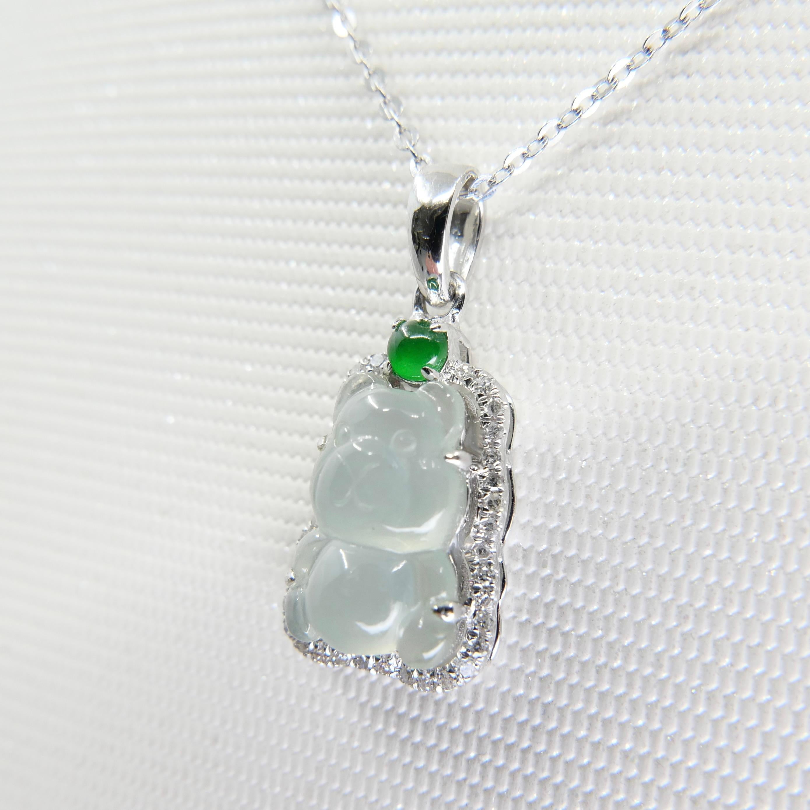 Pendentif ours en jade impérial et glacé certifié avec diamants, décomposition de la taille en vente 1