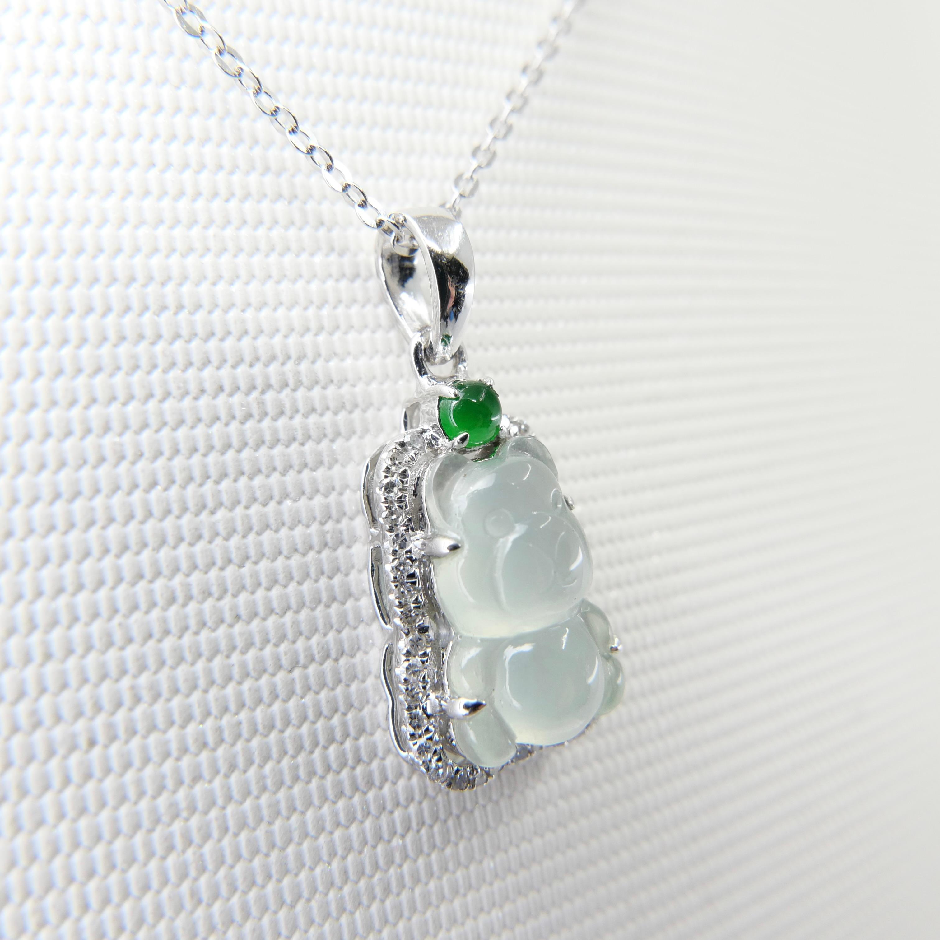 Pendentif ours en jade impérial et glacé certifié avec diamants, décomposition de la taille en vente 4
