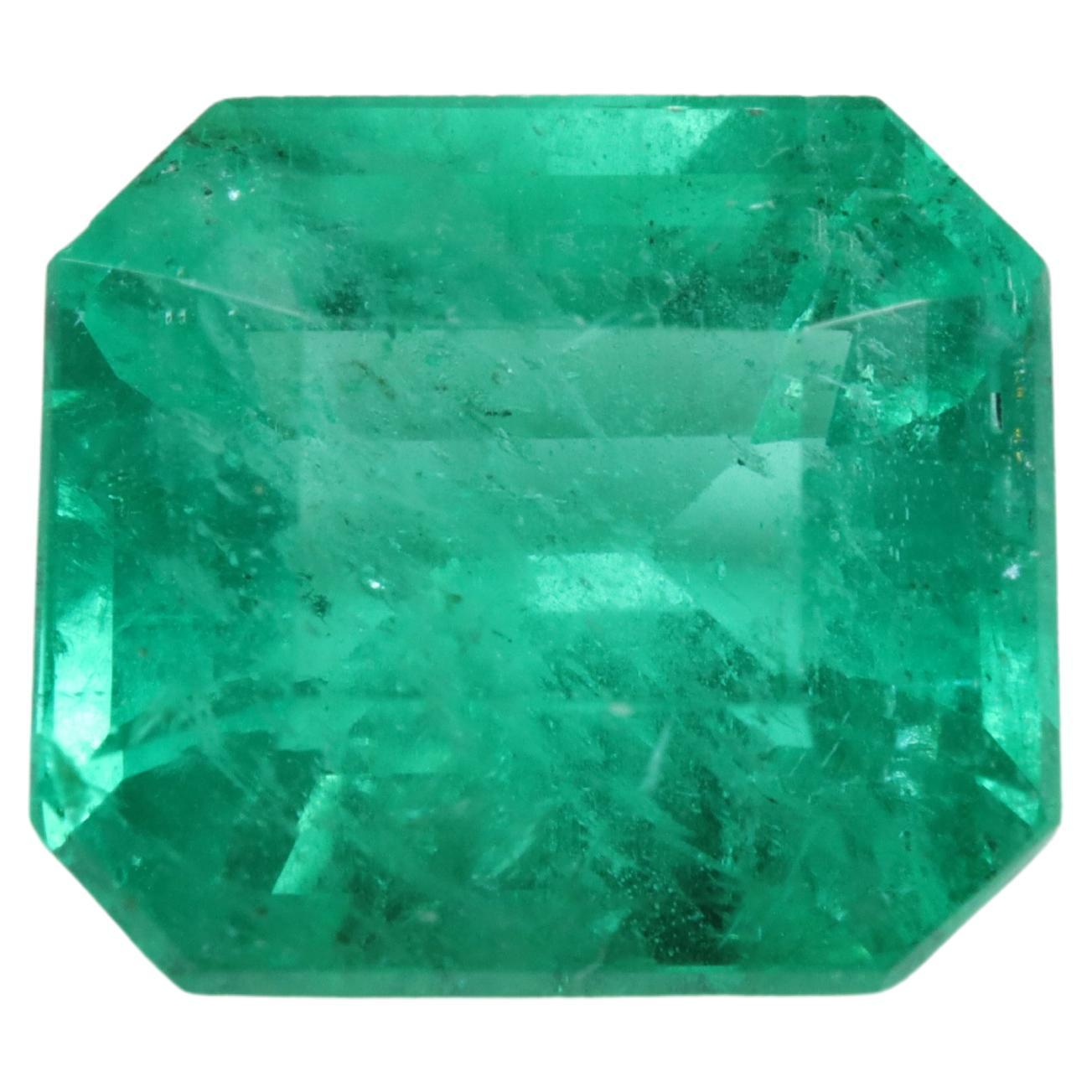 Certified Intense / Vivid Green Emerald 2.09ct 8x7 For Sale