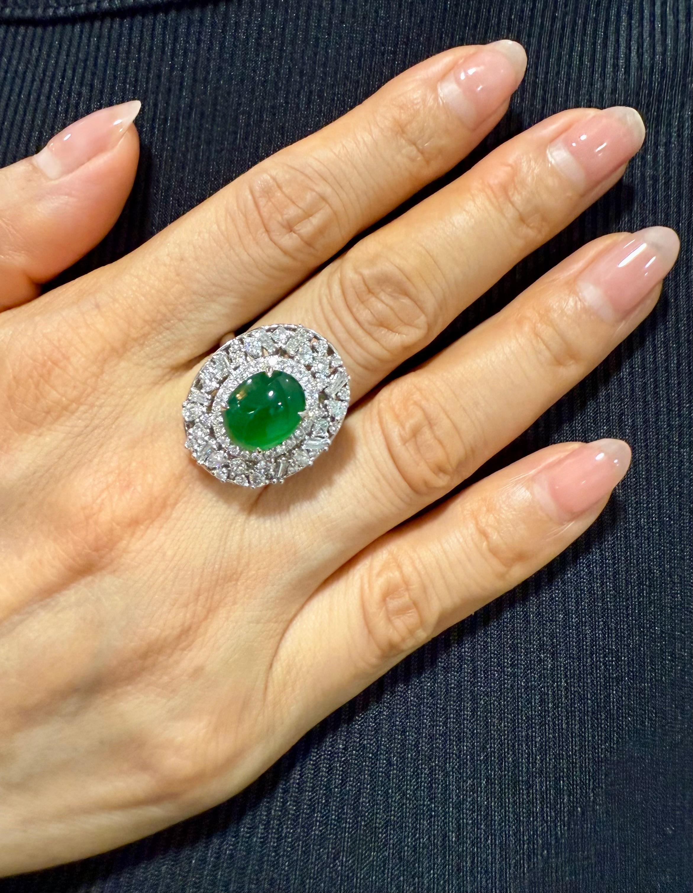 Bague en jade certifié avec diamant de taille fantaisie. Greene & Greene avec l'éclat suprême ! en vente 1