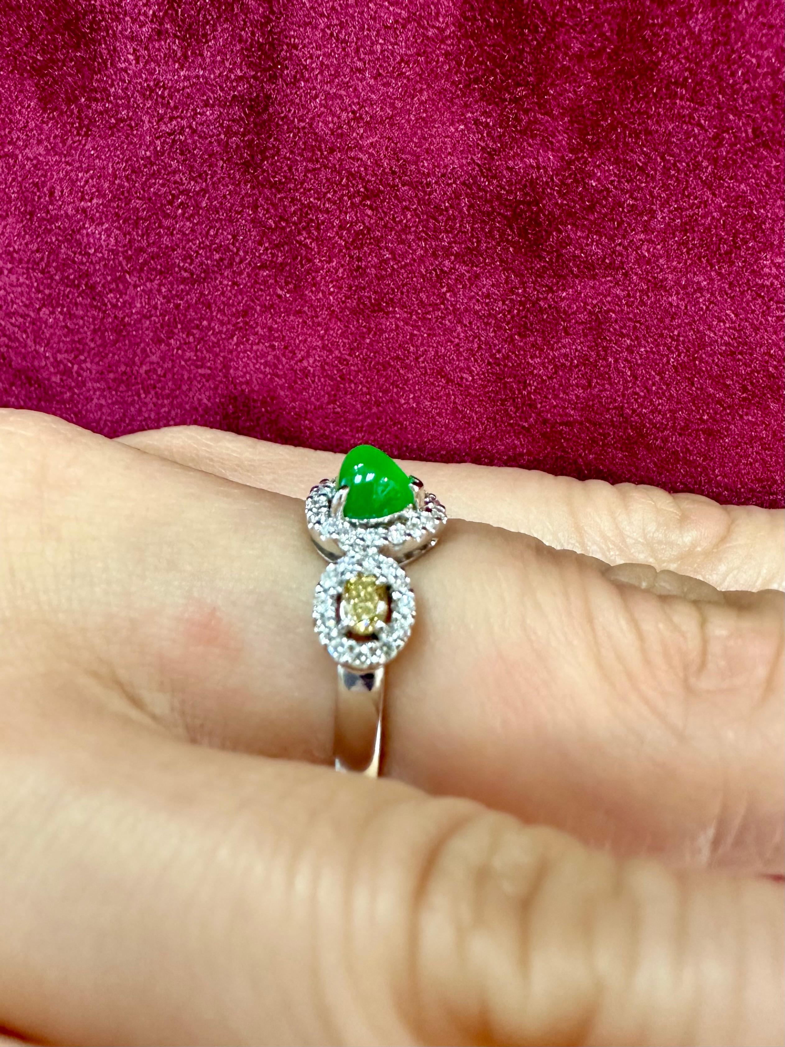Certified Jade & Fancy Yellow Diamond Cocktail Ring, Glowing Apple Green Jade For Sale 8