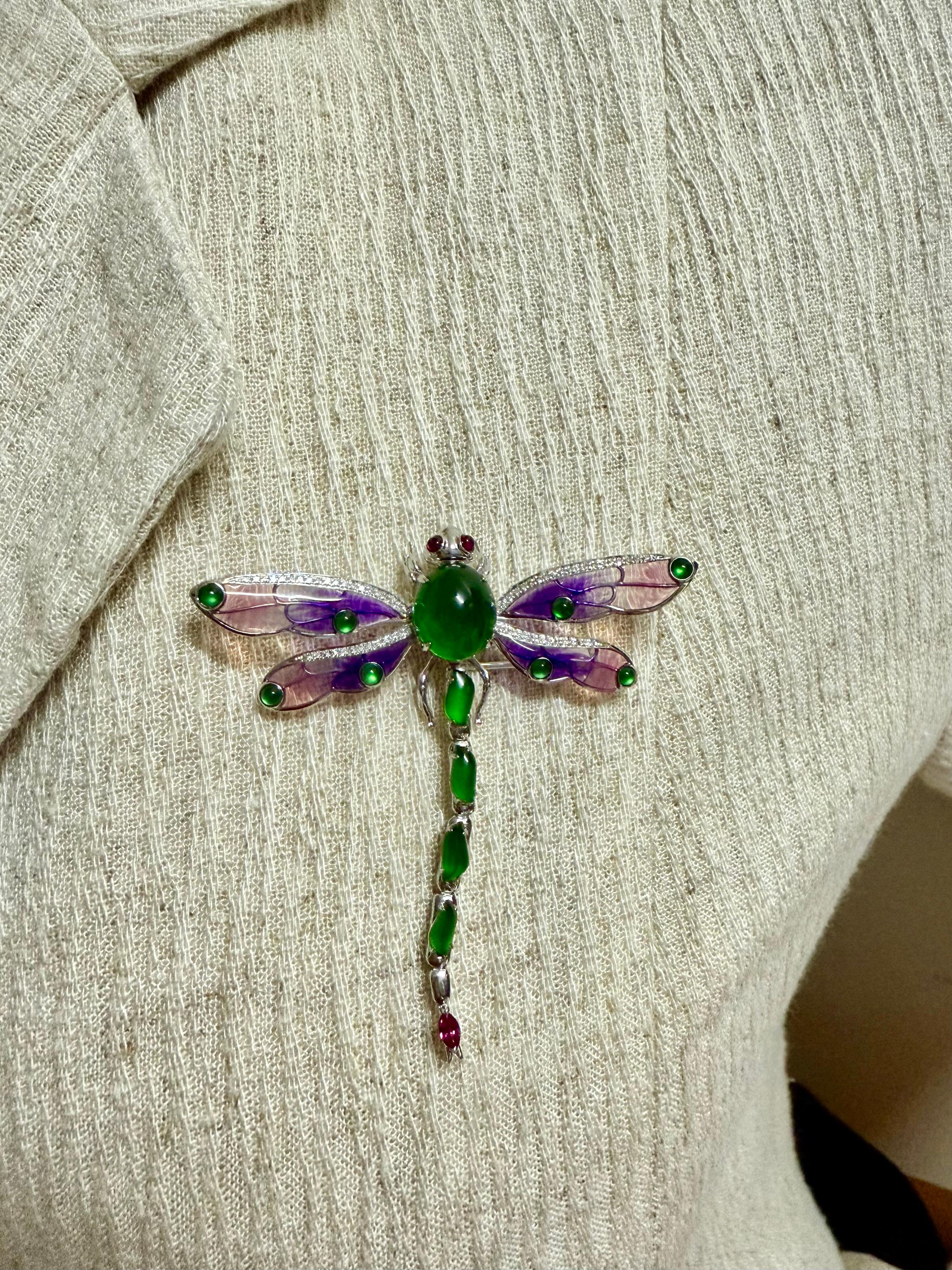 Colgante / Broche de Jade Certificado, Rubí, Diamante y Libélula Esmaltada. ¡Exquisito! en venta 8
