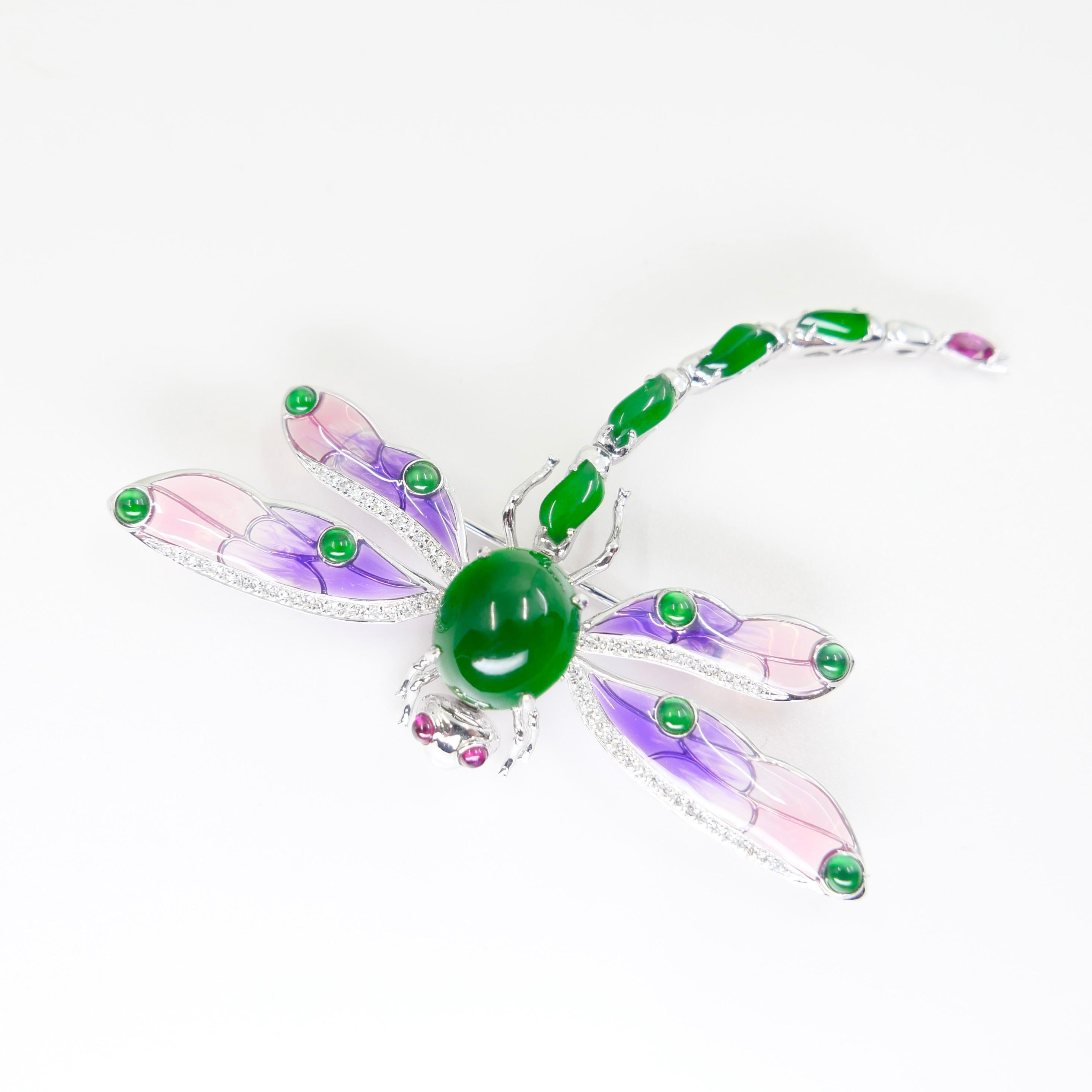 Zertifizierter Jade-, Rubin-, Diamant- und emaillierter Libellenanhänger / Brosche. Außergewöhnlich! Damen im Angebot