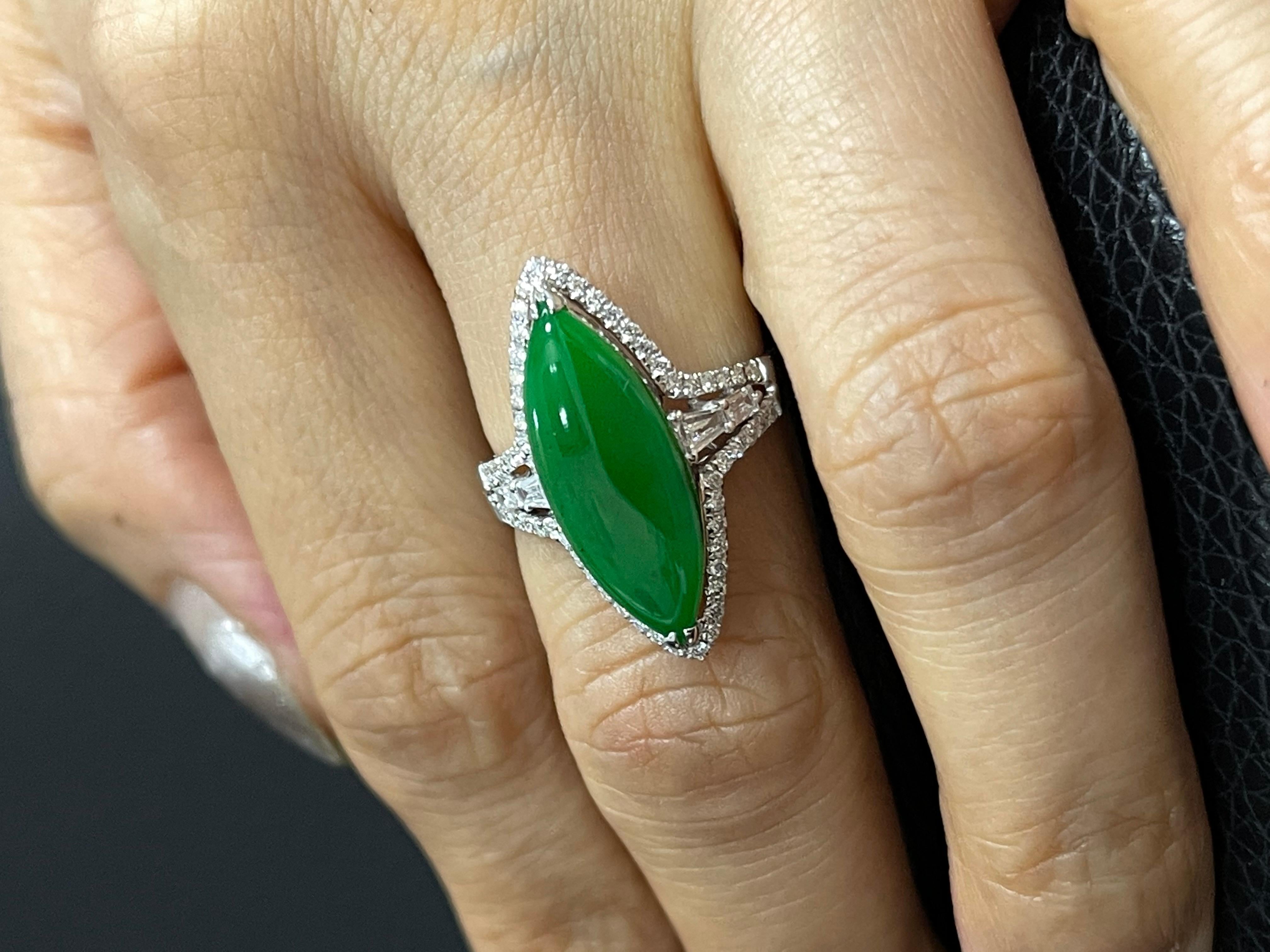 Certified Jadeite Jade and Diamond Cocktail Ring, Intense Apple Green Color For Sale 9