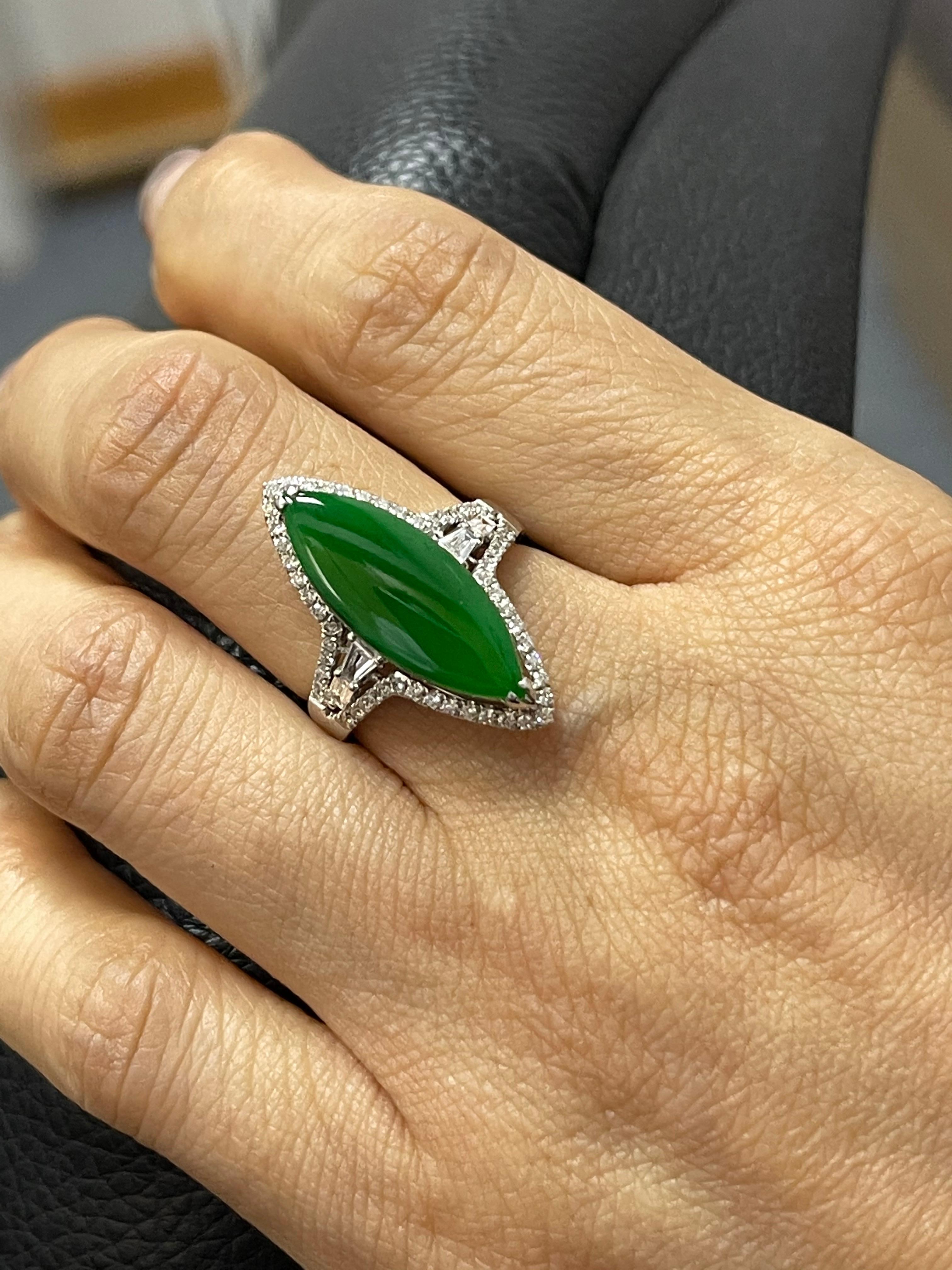 Certified Jadeite Jade and Diamond Cocktail Ring, Intense Apple Green Color For Sale 2