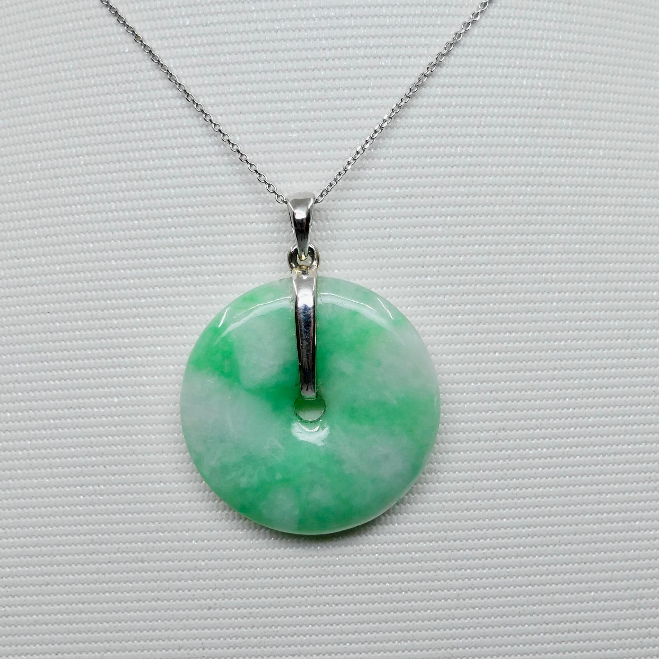 Certified Jadeite Jade Peace Buckle Pendant. Bringing Peace & Luck to Wearer  In New Condition For Sale In Hong Kong, HK