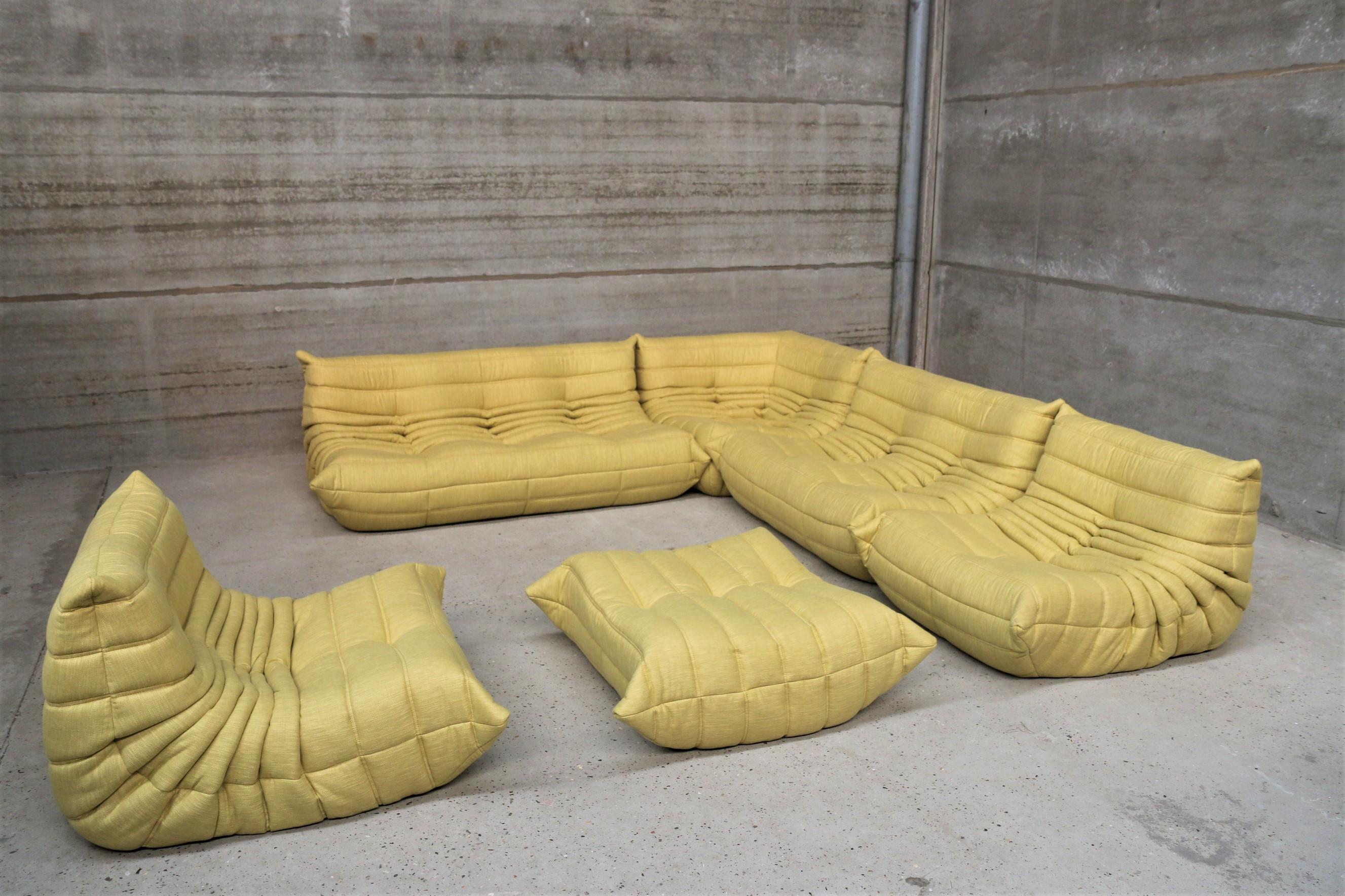 CERTIFIED Ligne Roset TOGO 3-Seat in Durable Chartreuse Fabric, DIAMOND QUALITY For Sale 6