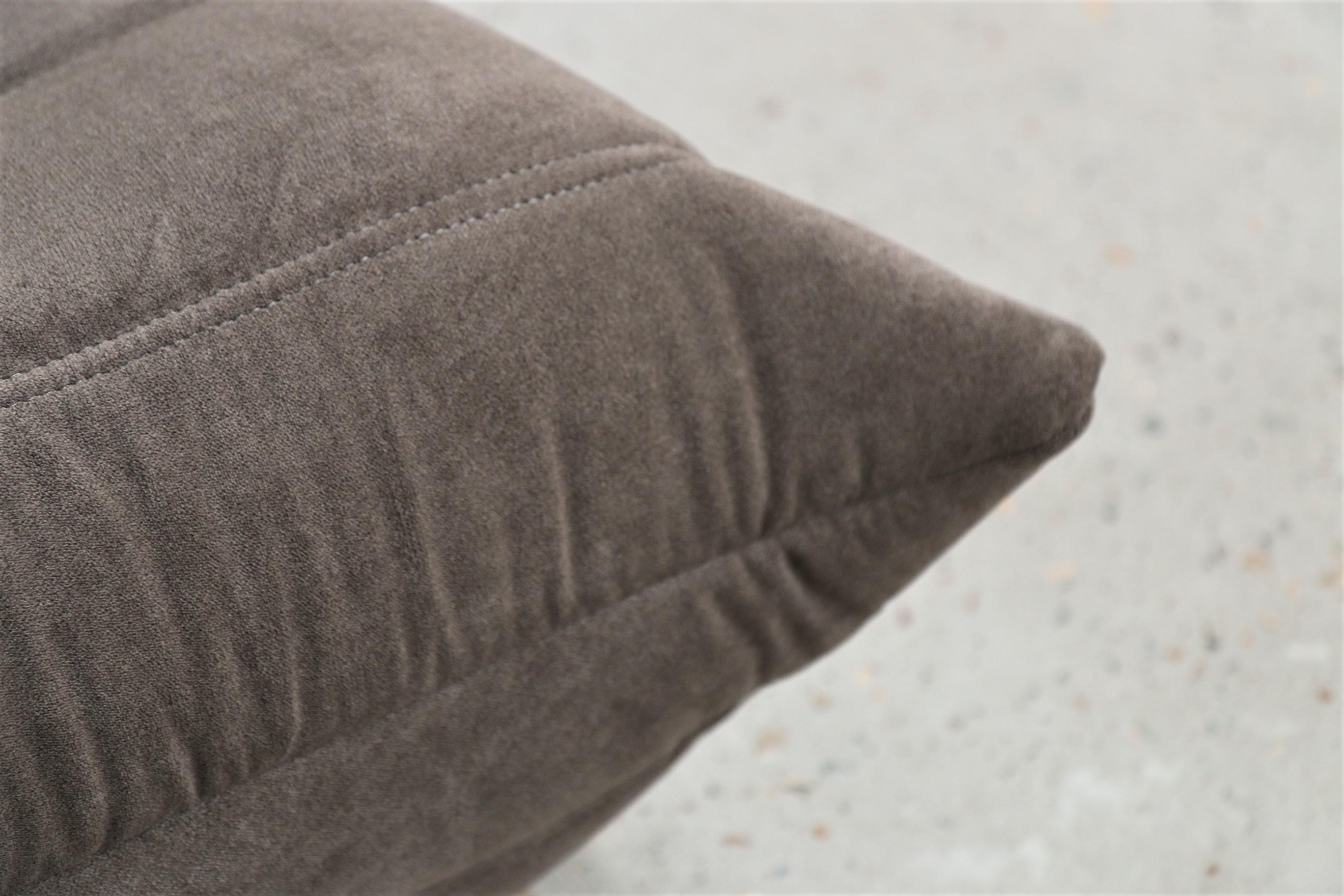 CERTIFIED Ligne Roset TOGO Corner Seat in Durable Walnut Fabric, DIAMOND QUALITY For Sale 11