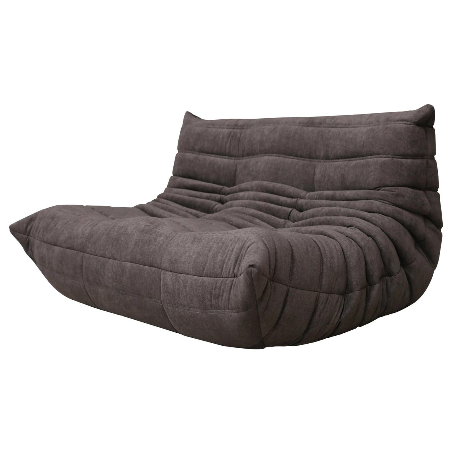 CERTIFIED Ligne Roset TOGO Loveseat in Durable Walnut Fabric, DIAMOND QUALITY For Sale
