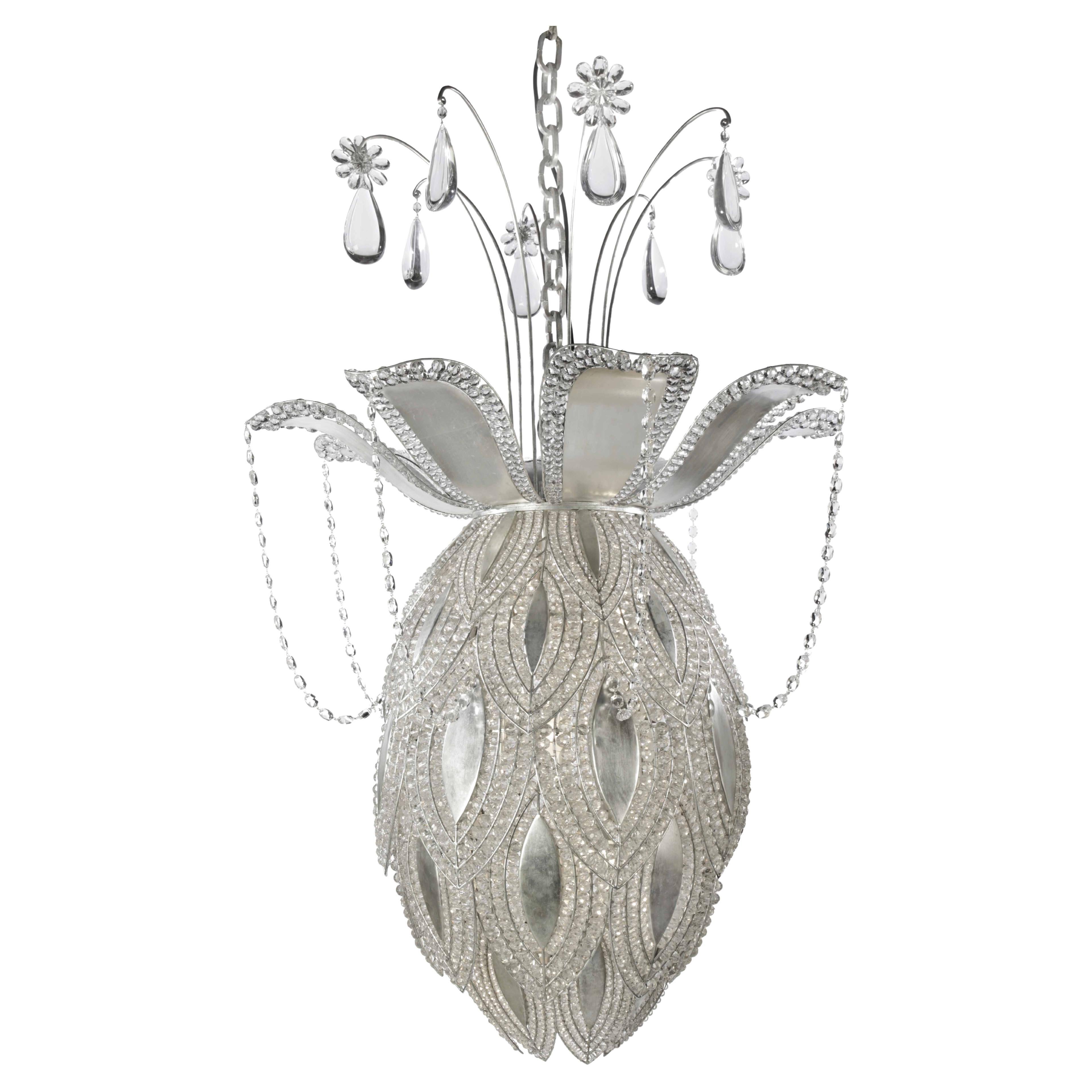 LU-FE-14652-10 Maison Baguès chandelier, 10 lights.
Various finish possible: leaf gilt gold strong patina, leaf gilt silver, black paint.

Iron and crystal.

Price is for leaf gilt gold finish - light patina.

UL listing possible on request