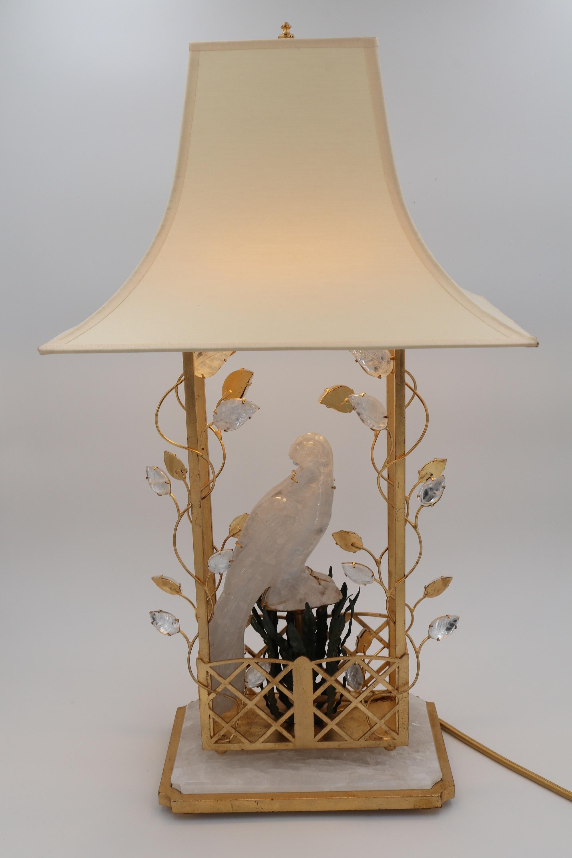 Maison Baguès lamp 1 light - Chinoiserie style with rock crystal bird
Iron and rock crystal

Various finish possible: gold leaf or silver leaf. 


UL listing possible on request for an additional charge

Please note that we are the official