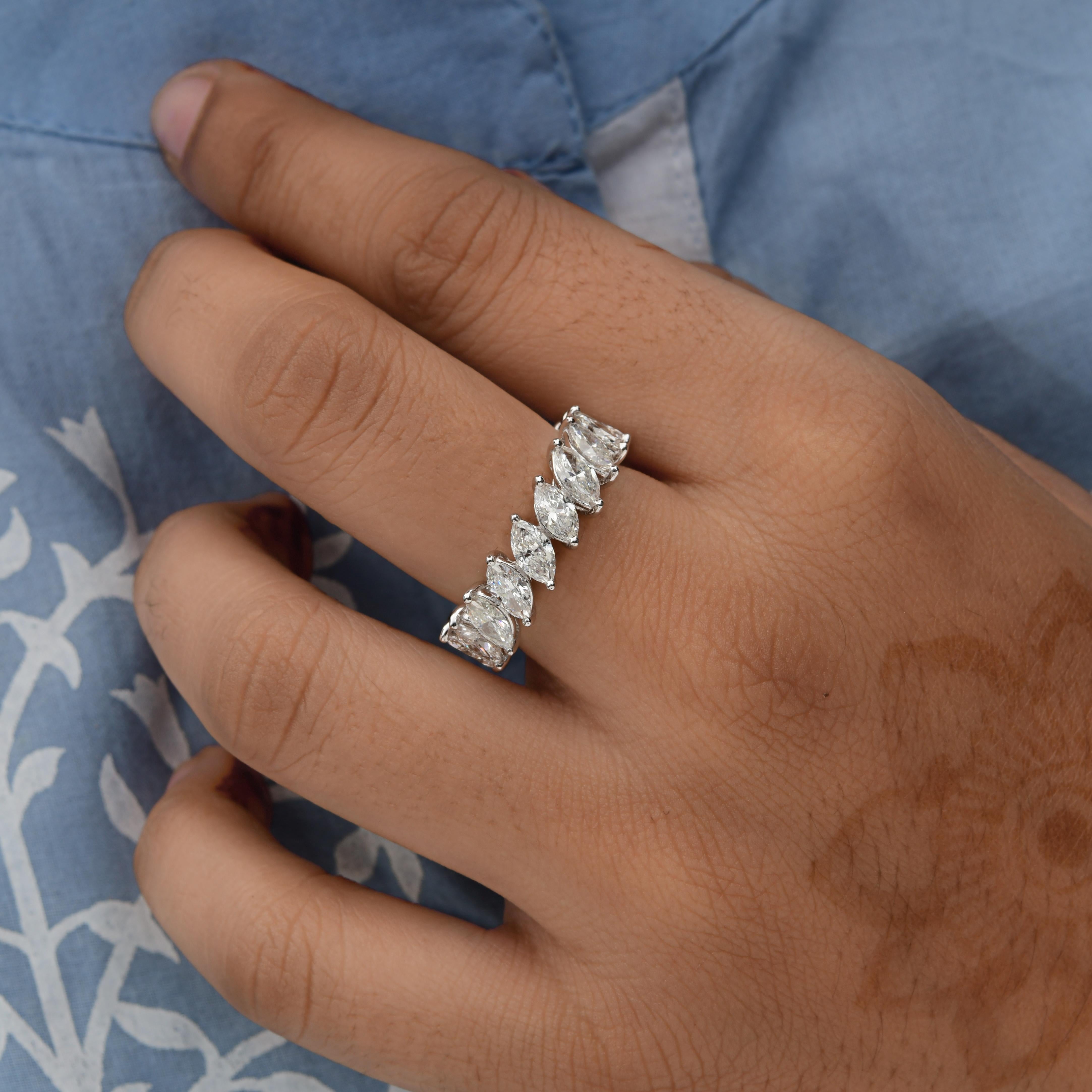 En venta: Anillo de oro blanco de 14 quilates con diamante natural de corte marquesa certificado de 4,58 quilates  2