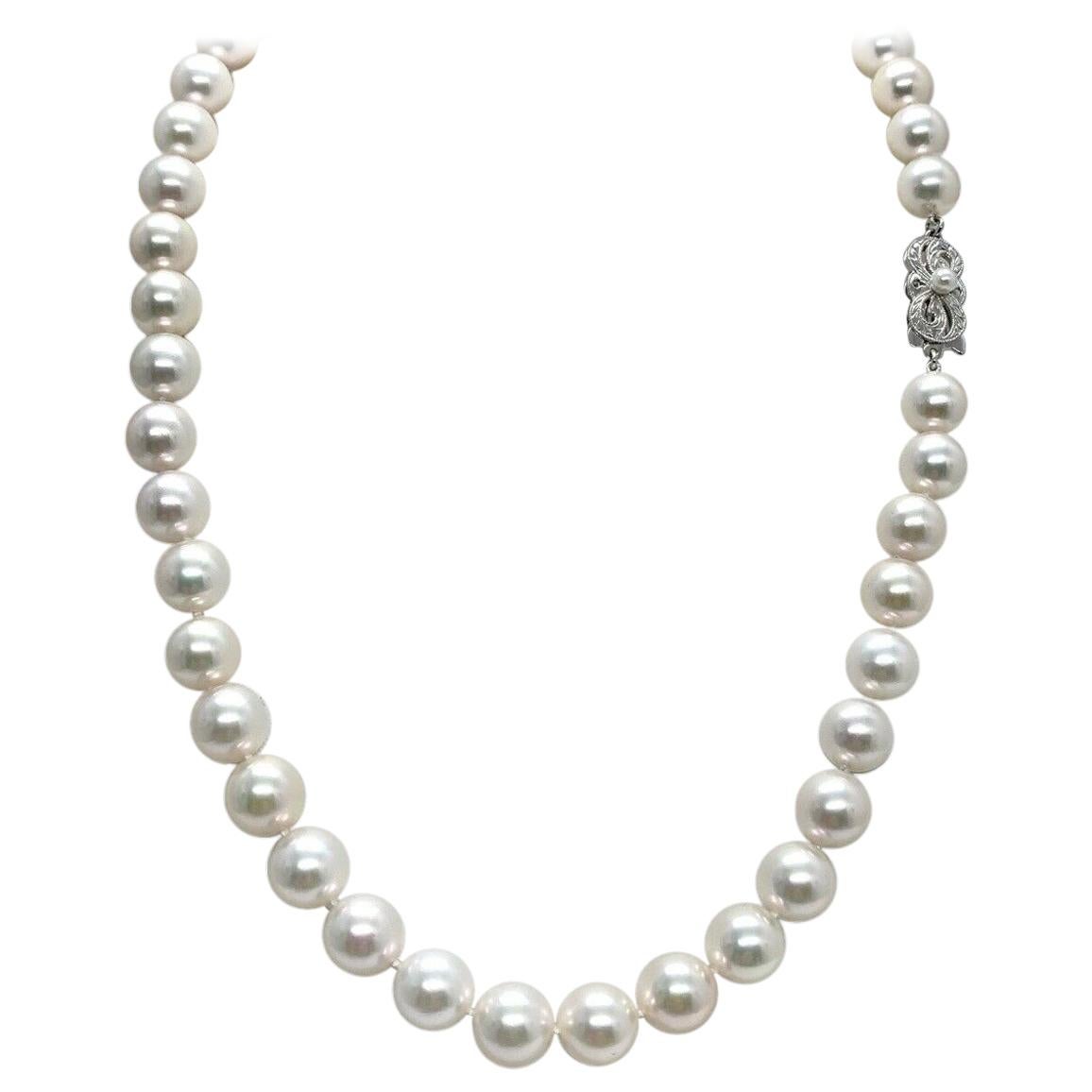 Collier de perles Akoya certifiées Mikimoto Estate