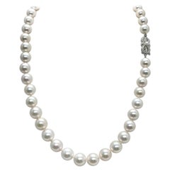 Collier de perles Akoya certifiées Mikimoto Estate