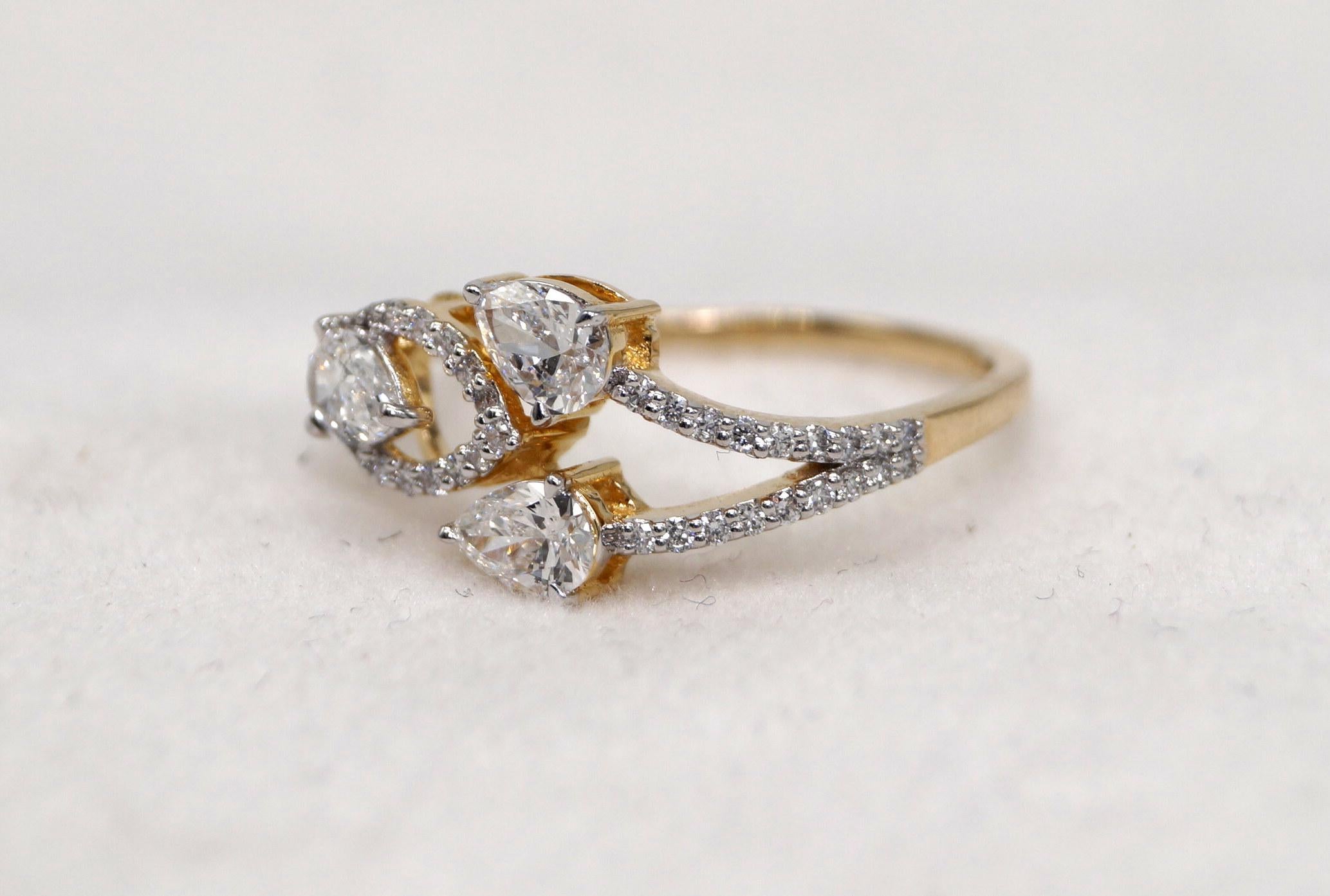 Taglio brillante Anello in moissanite certificata in oro 14k Hallmark Anello in oro massiccio certificato in vendita