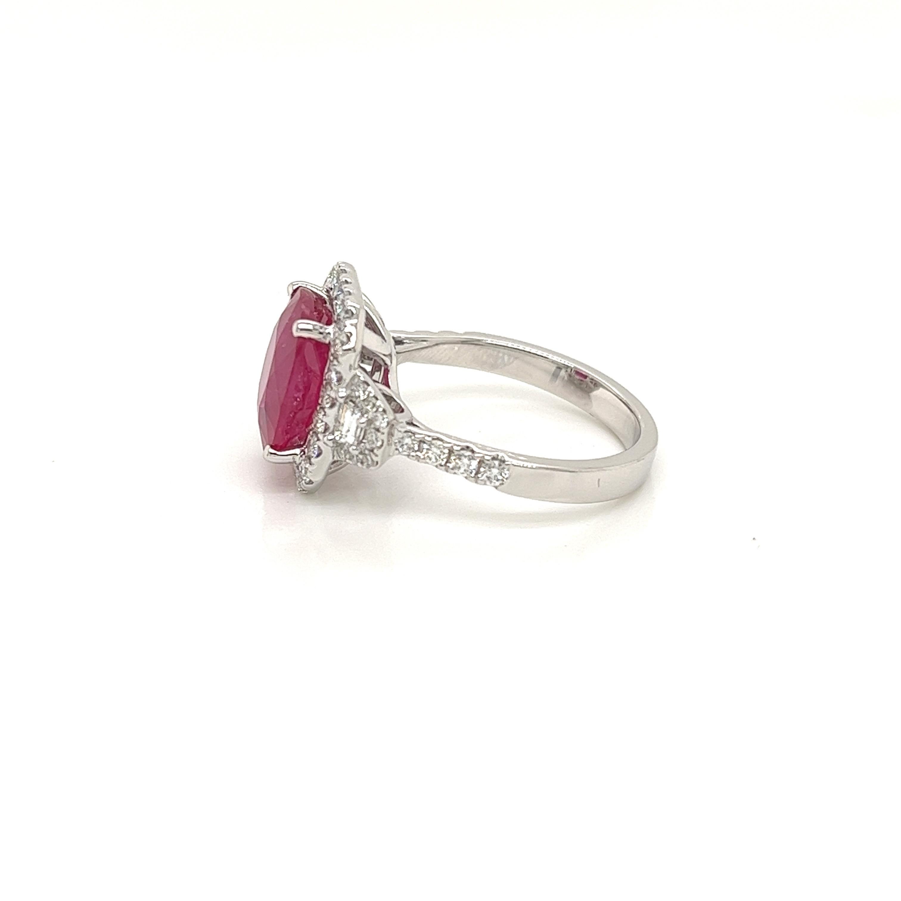 Modern Certified Mozambique Ruby & Diamond Ring in 18 Karat White Gold For Sale
