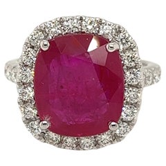 Certified Mozambique Ruby & Diamond Ring in 18 Karat White Gold