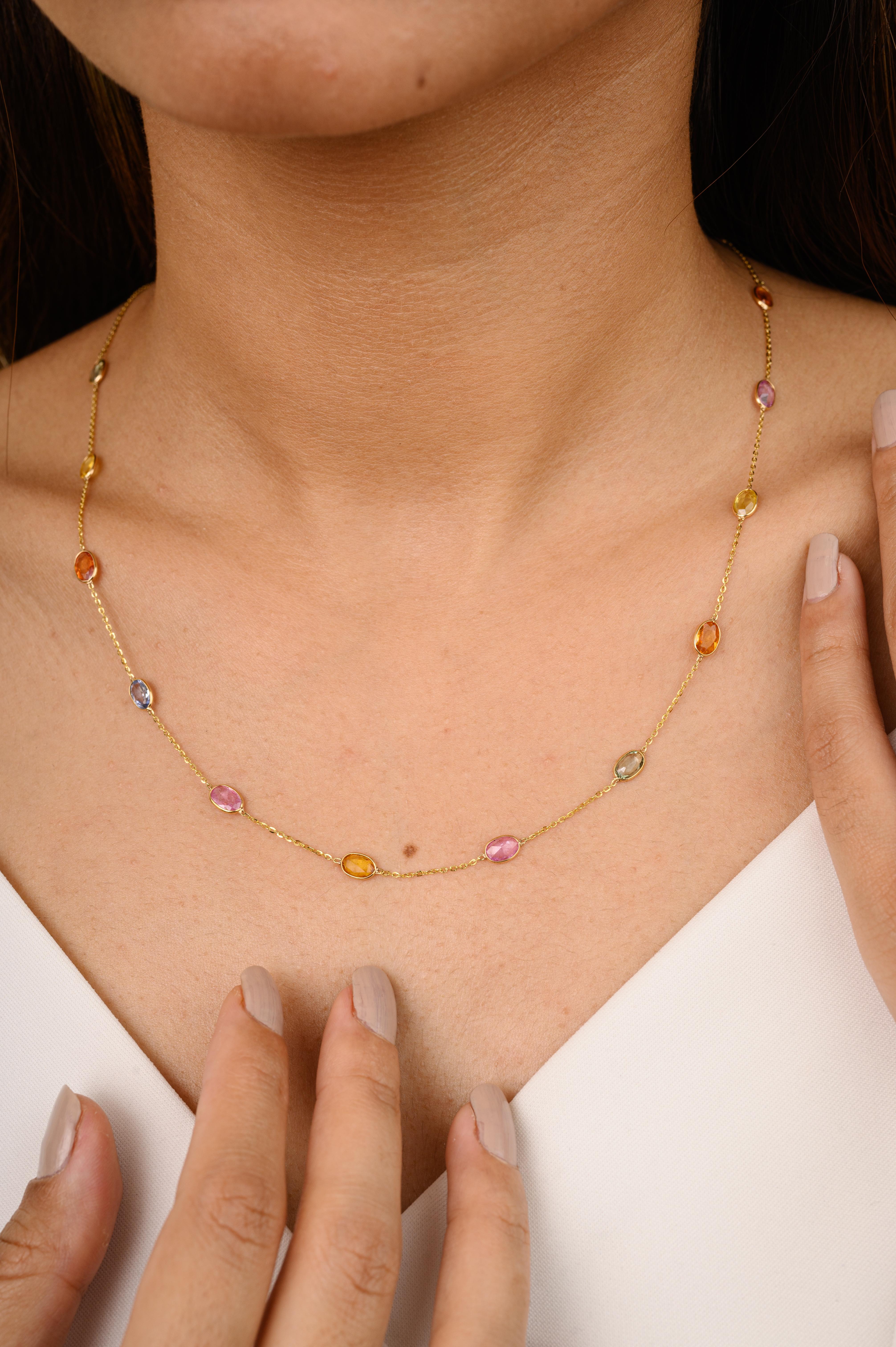 Taille ovale Chaîne de collier pour femmes en or jaune 18 carats avec plusieurs saphirs certifiés en vente