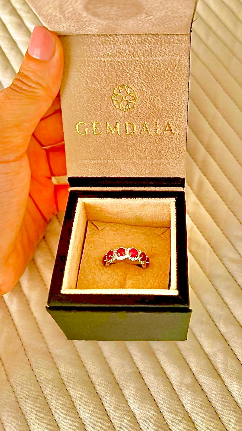 Brilliant Cut Certified Multi Stone Natural Ruby & Diamond Ring - Pigeon's Blood Red  Rubies For Sale