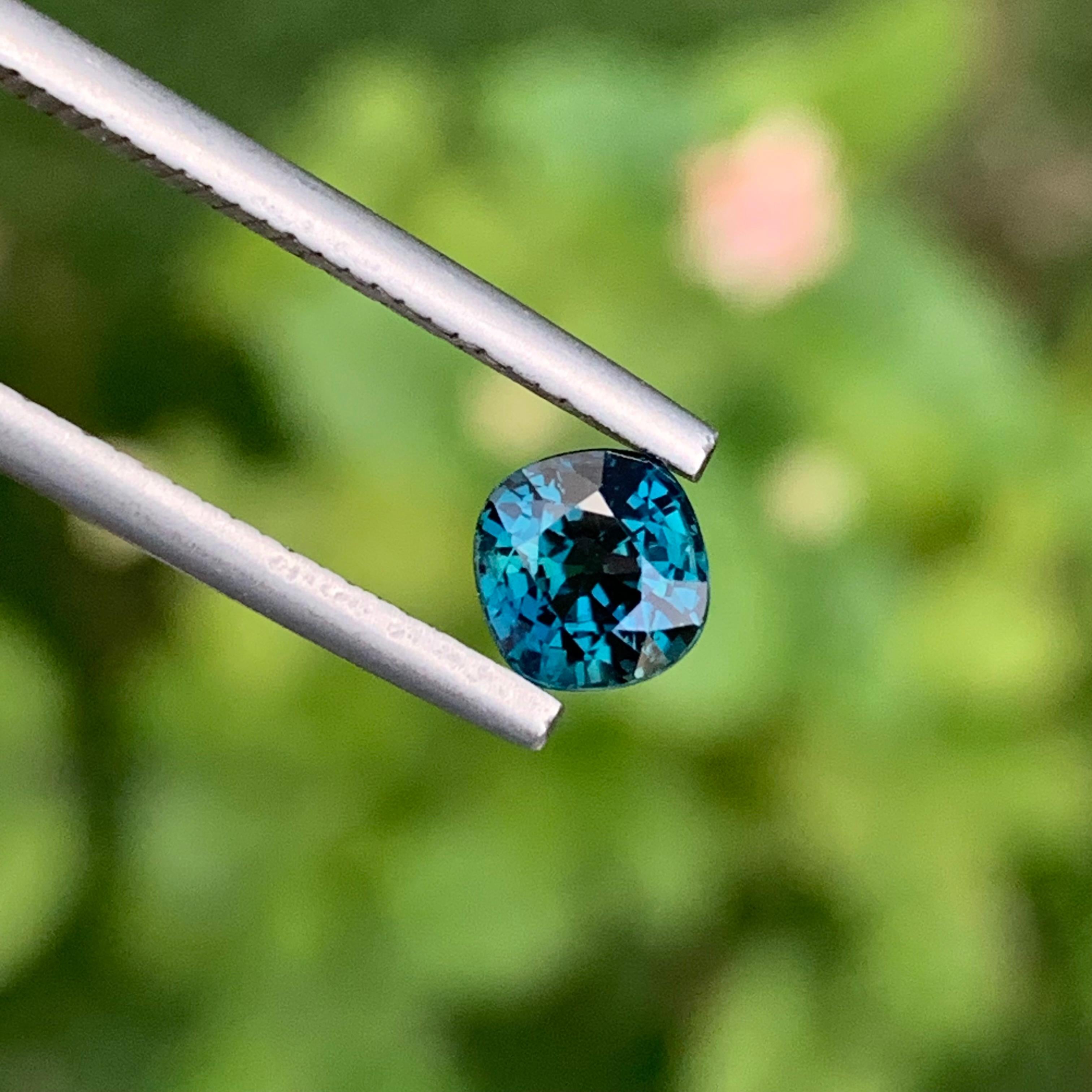 Saphir libre certifié naturel de 1,10 carat de forme coussin pour bague en vente 5