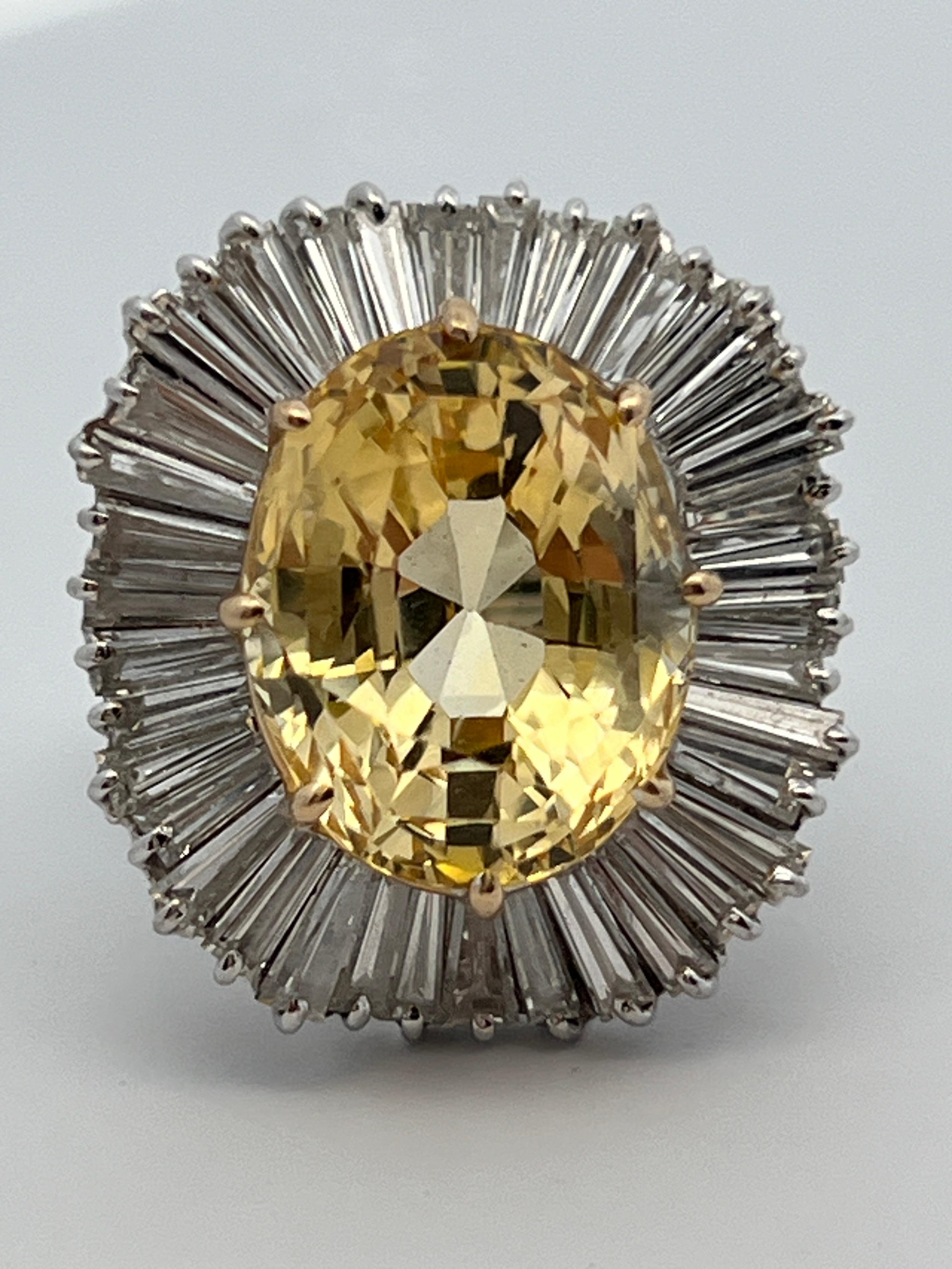 Certified Natural 14.69 Carat Yellow Sapphire Ballerina Ring For Sale 4