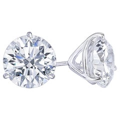 GIA-zertifizierte 2,02 Karat Diamant-Ohrstecker mit Rundschliff im Rundschliff D Farbe VVS2 Reinheit