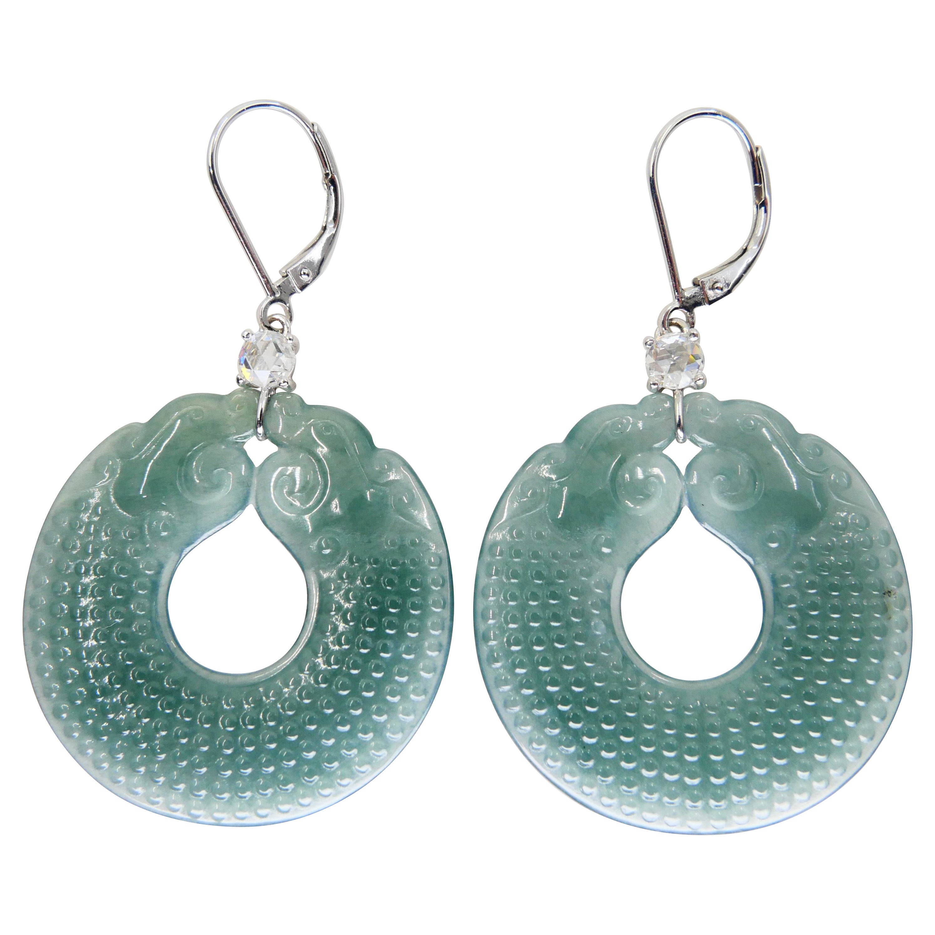 Zertifizierte natürliche 29 mm Jadeit Jade Drachenscheiben & Diamant-Ohrringe im Rosenschliff im Angebot