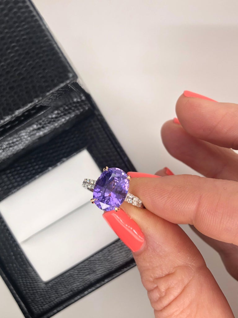 Certified Natural 5.23 Carat Sri Lankan Purple Sapphire Diamond Engagement Ring For Sale at 1stDibs