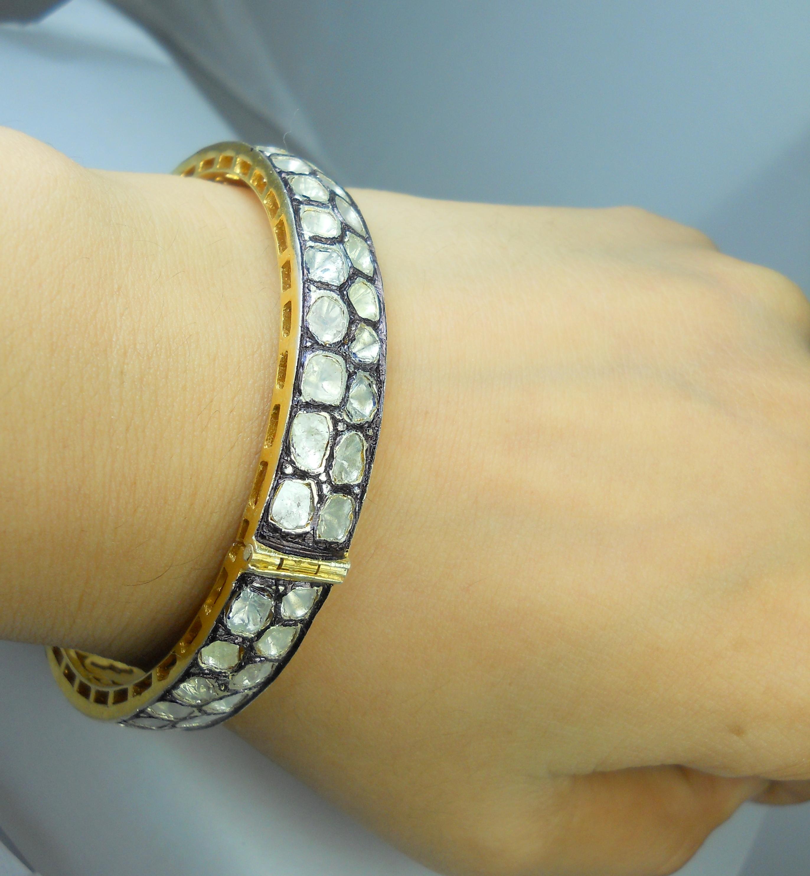 Women's or Men's Certified natural 8.60 carat uncut Diamond sterling silver Gold plated bracelet For Sale