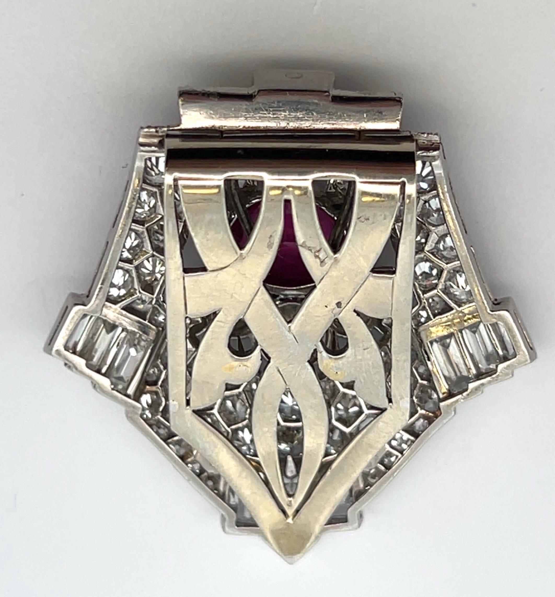 Zertifizierte natürliche Art Deco Burmese Rubin und Diamant Clip (Gemischter Schliff) im Angebot