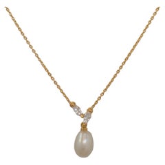 Certified Natural Bahraini Pearl Drop and Diamonds Pendant in 18 Kt Yellow Gold