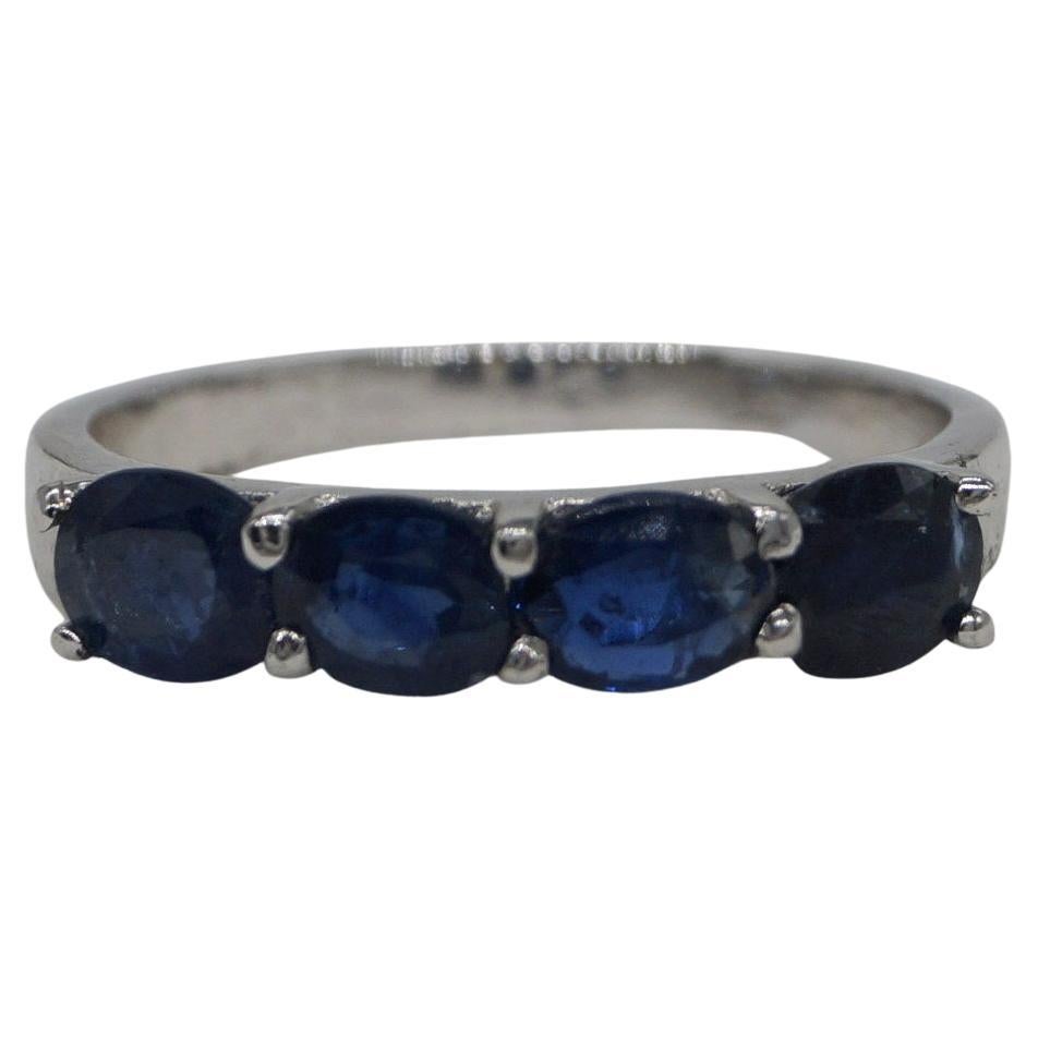 Fascia di Zaffiri Blu Naturali Certificati Anello in argento Sterling e oro bianco Vermeil in vendita