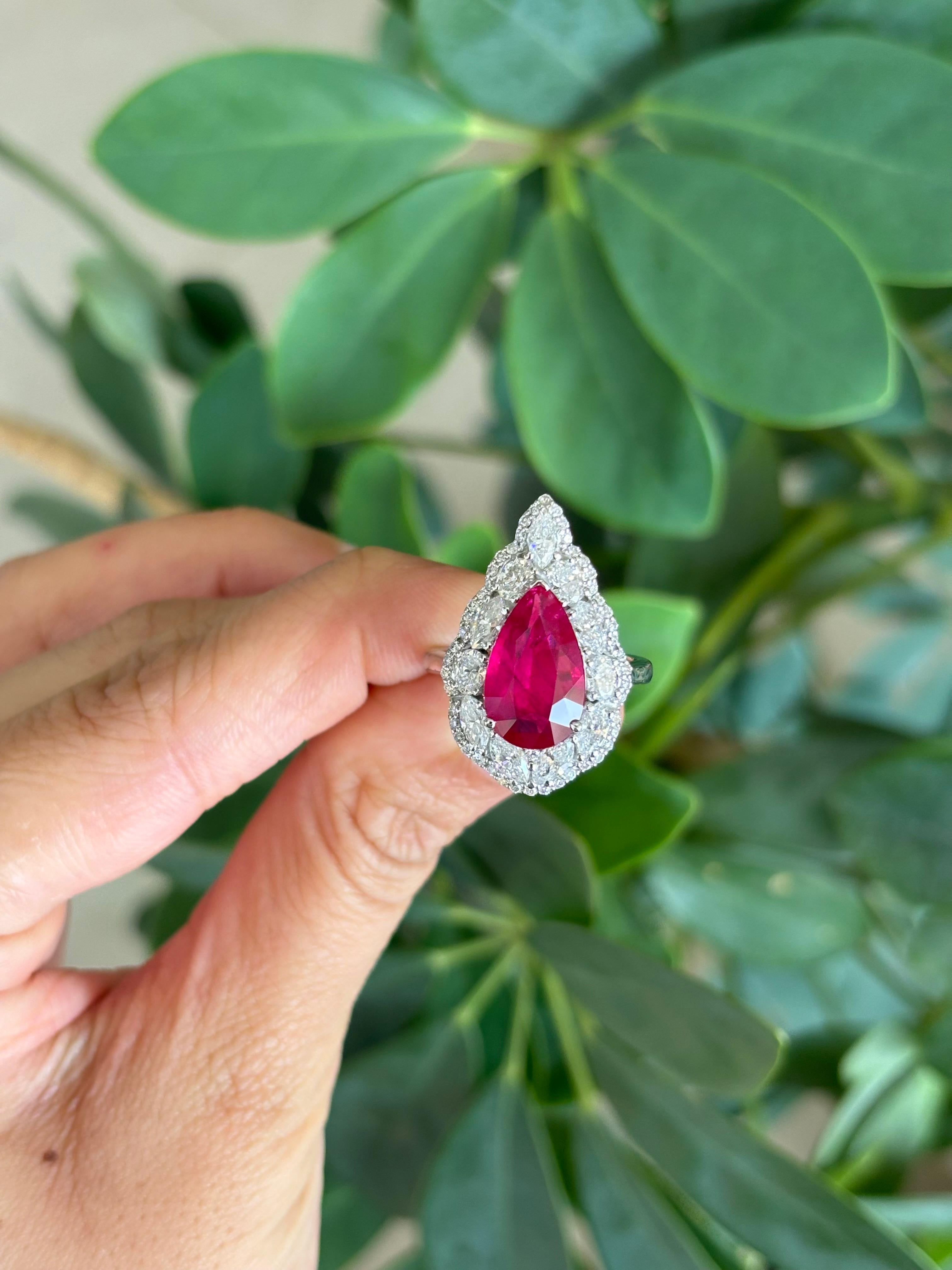 Certified Natural Burmese Ruby Statement Ring Set In 18K White Gold For Sale 5