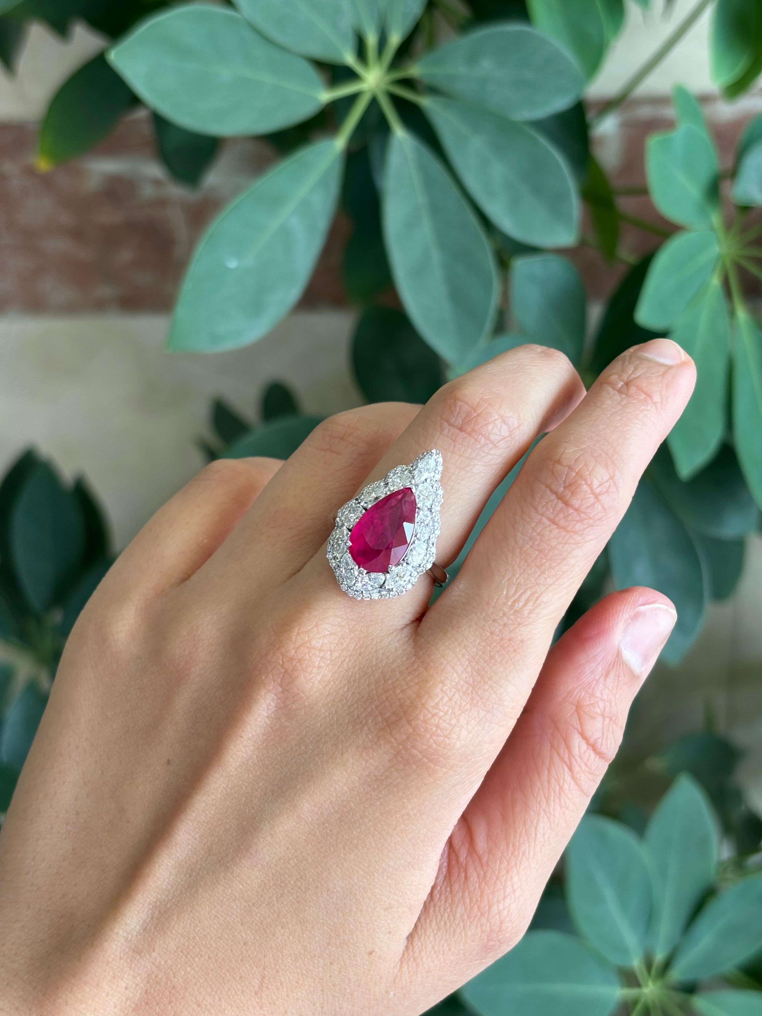 Certified Natural Burmese Ruby Statement Ring Set In 18K White Gold For Sale 6