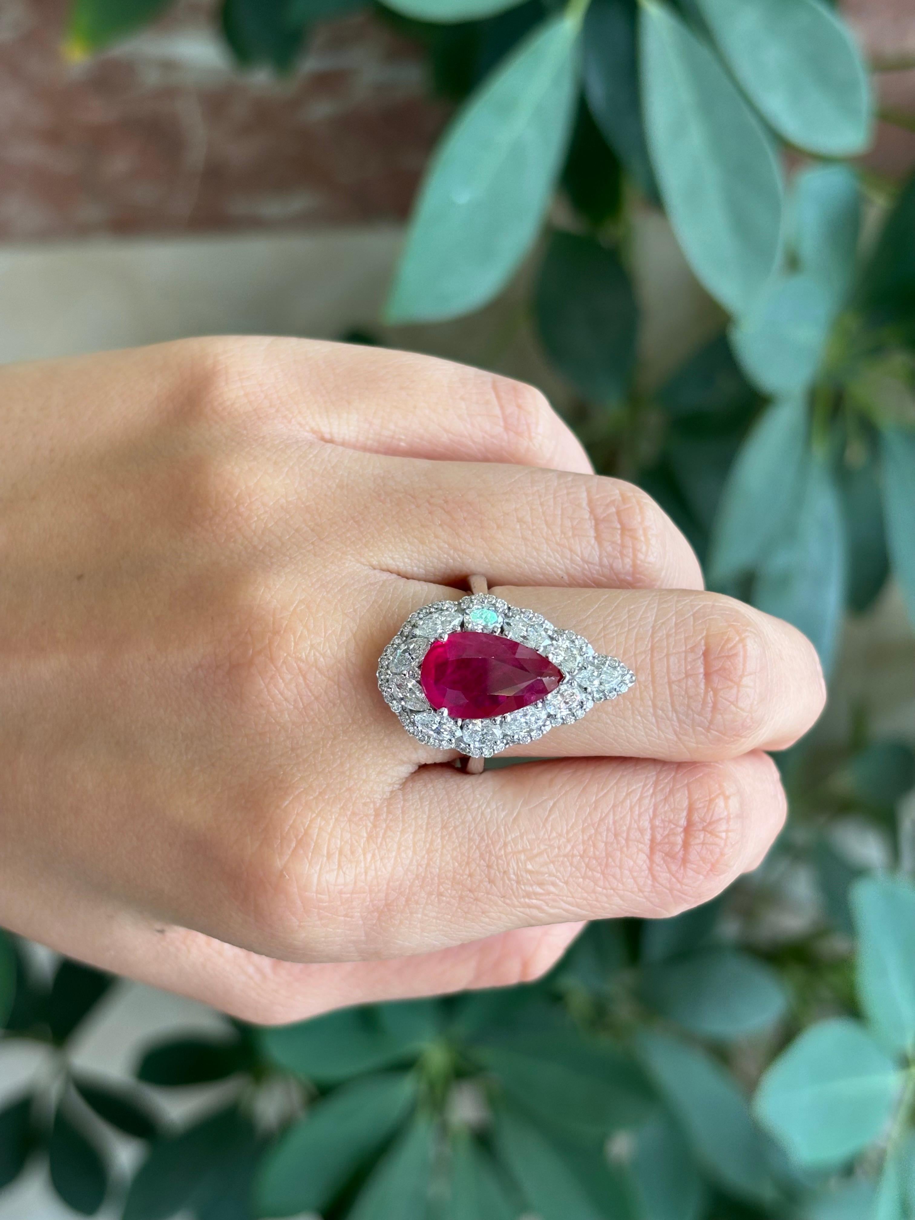 Certified Natural Burmese Ruby Statement Ring Set In 18K White Gold For Sale 3