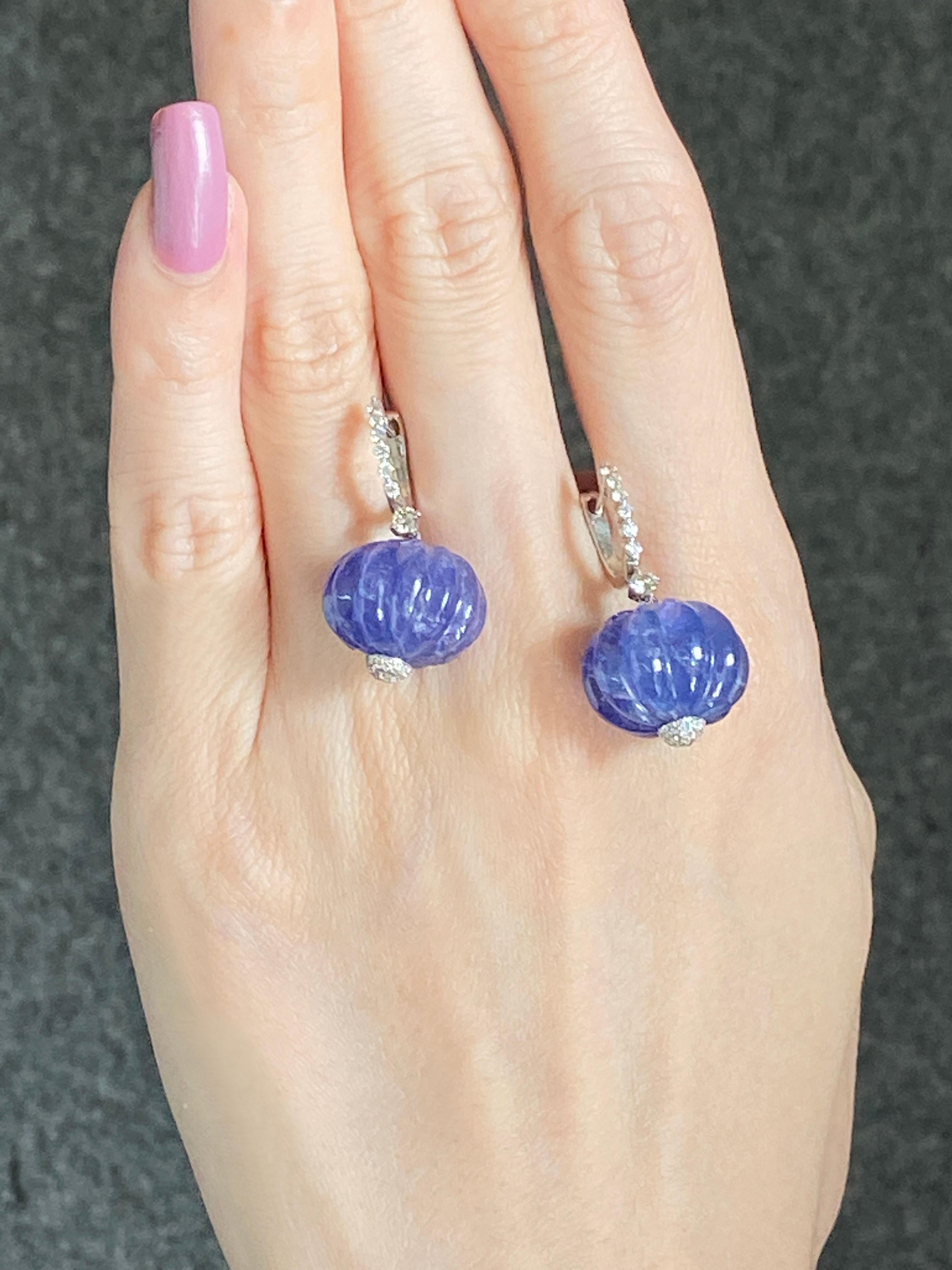 Certified Natural Carving Tanzanite Beaded Dangle Drop Earrings In 18K Gold For Sale 5