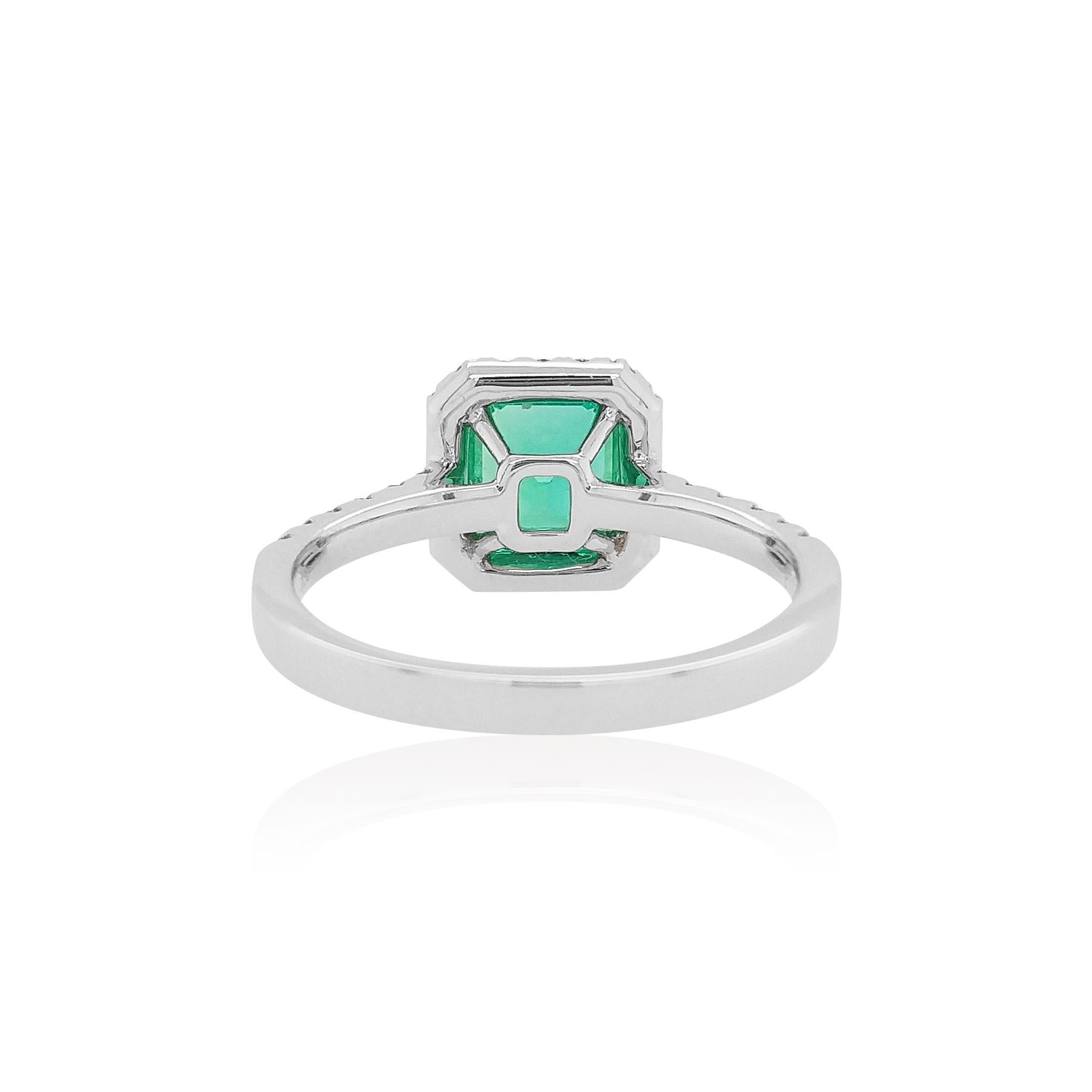 This ring features alluring Colombian Emerald, accentuated by a halo of pavé set White Diamonds. Combine with glamorous outfits for a show-stopping effect. Each stone hand-selected by our experts for its superior lustre and surface