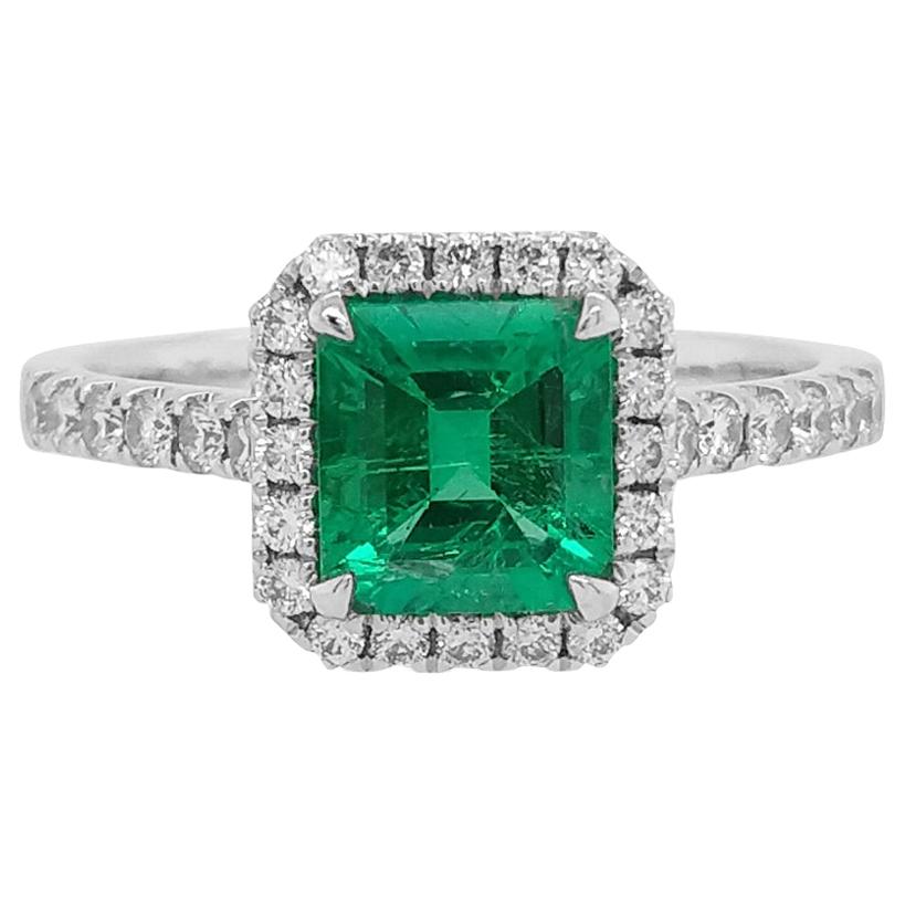 HYT Certified Natural Colombian Emerald and White Diamond Ring in Platinum