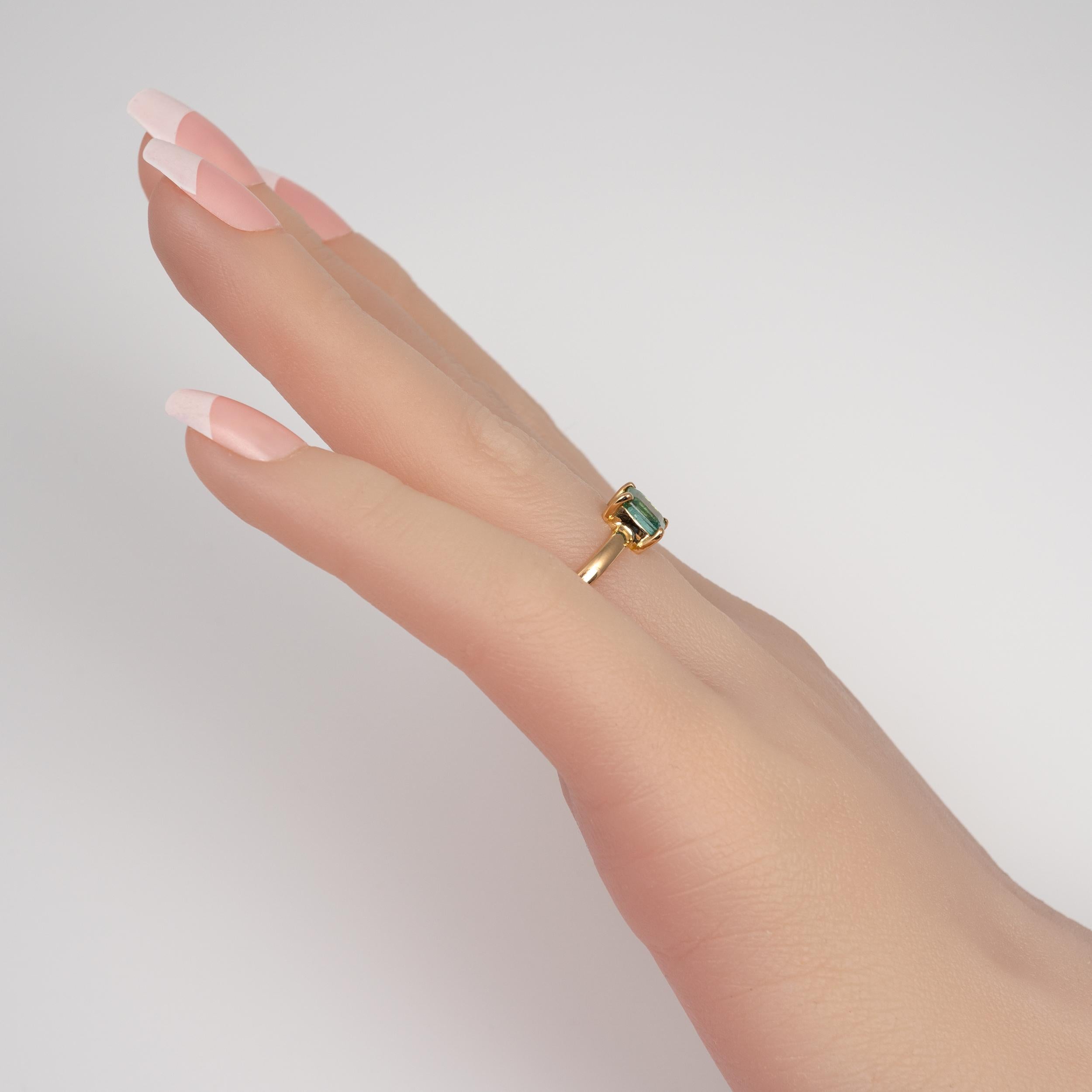 Emerald Cut Natural Columbian Emerald Solitaire Ring 18 Karat Yellow Gold For Sale