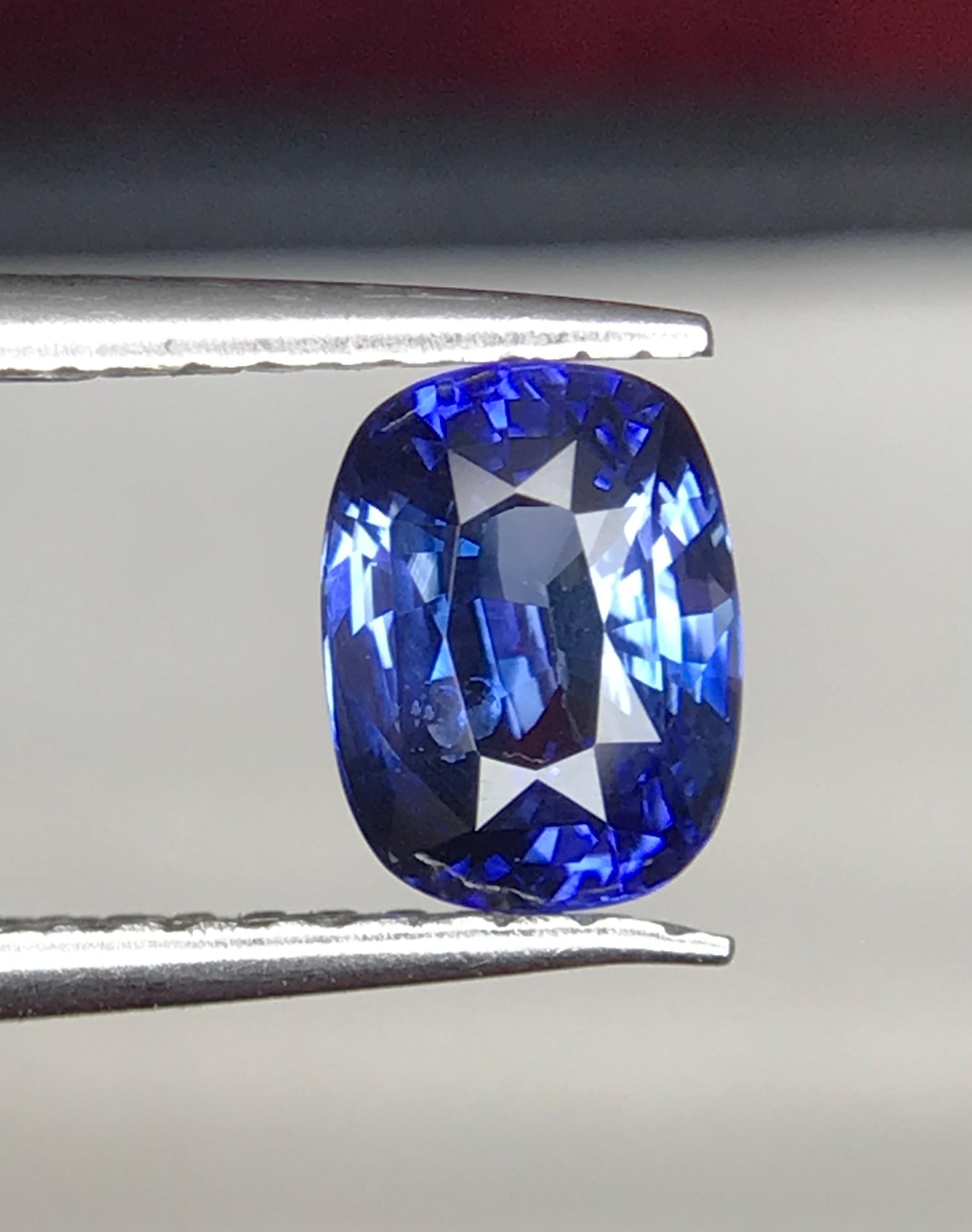 Zertifizierte natürliche Korund blauer Saphir Ring lose Edelstein 1,08 Ct Cushion Cut (Zeitgenössisch) im Angebot